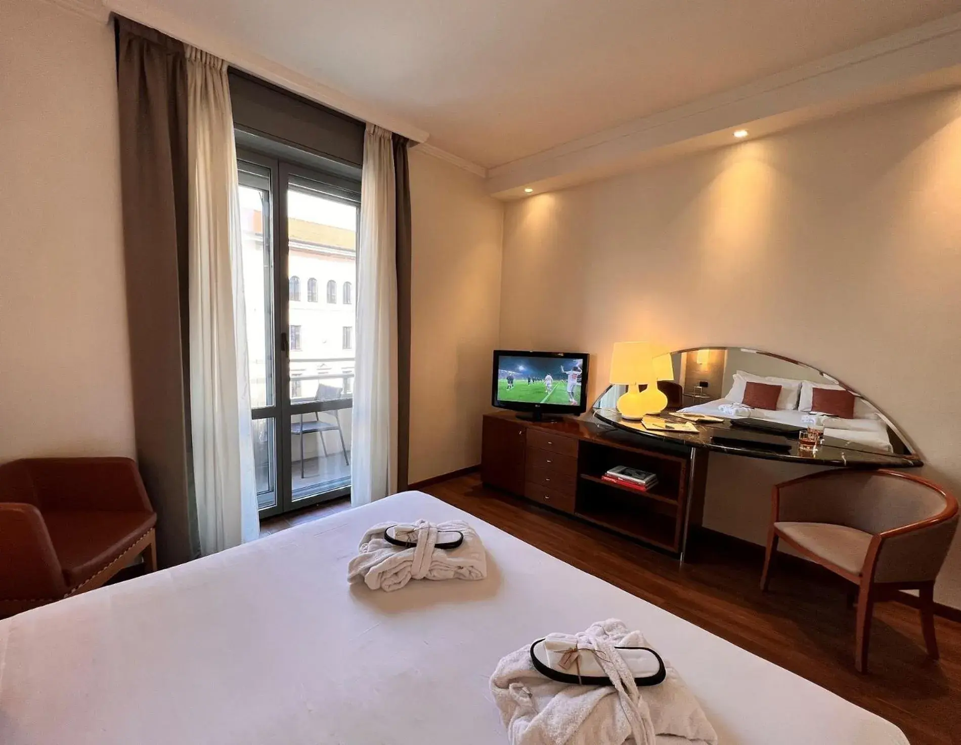 TV and multimedia in Best Western Hotel City
