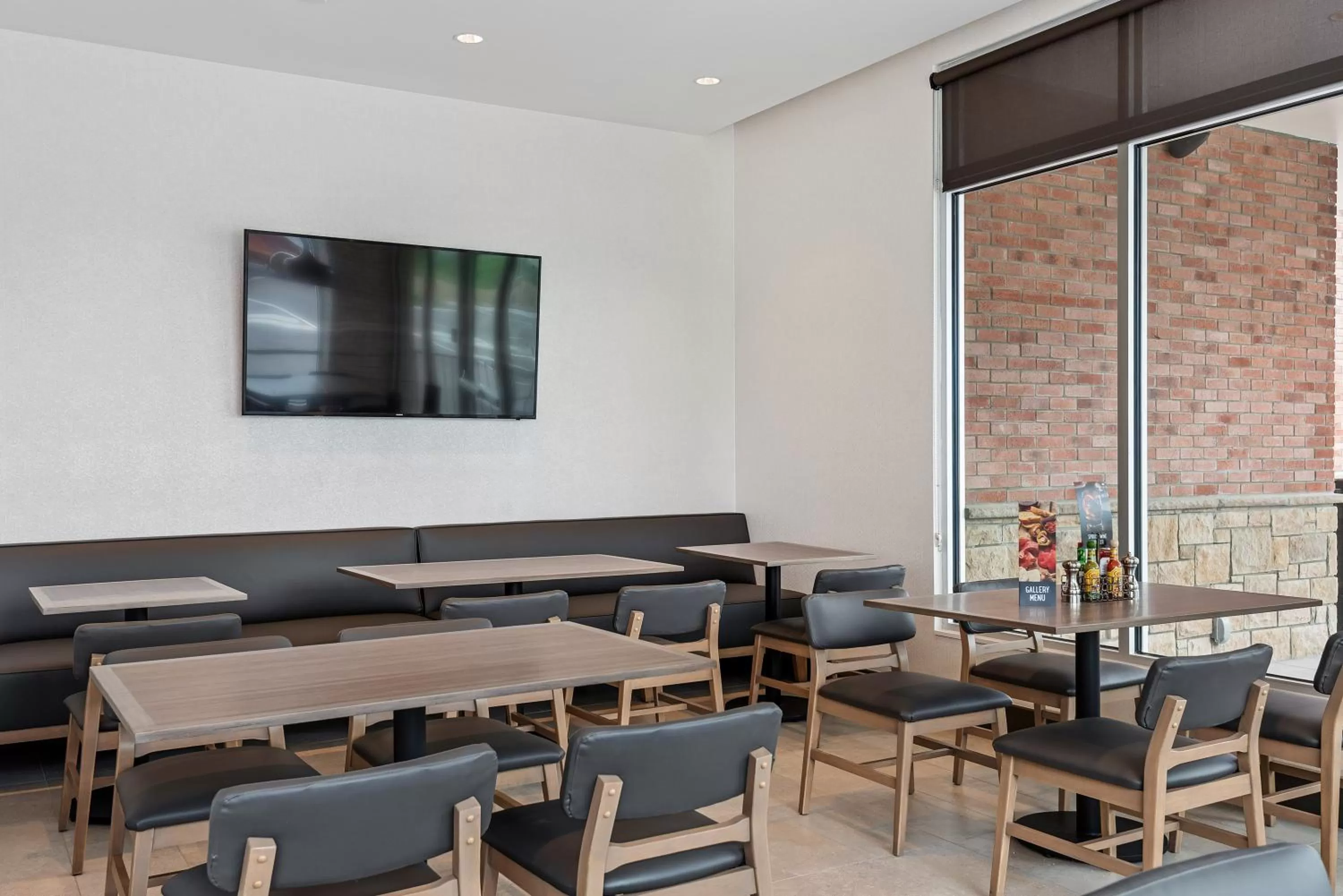 Restaurant/places to eat in Hyatt Place Tampa/Wesley Chapel