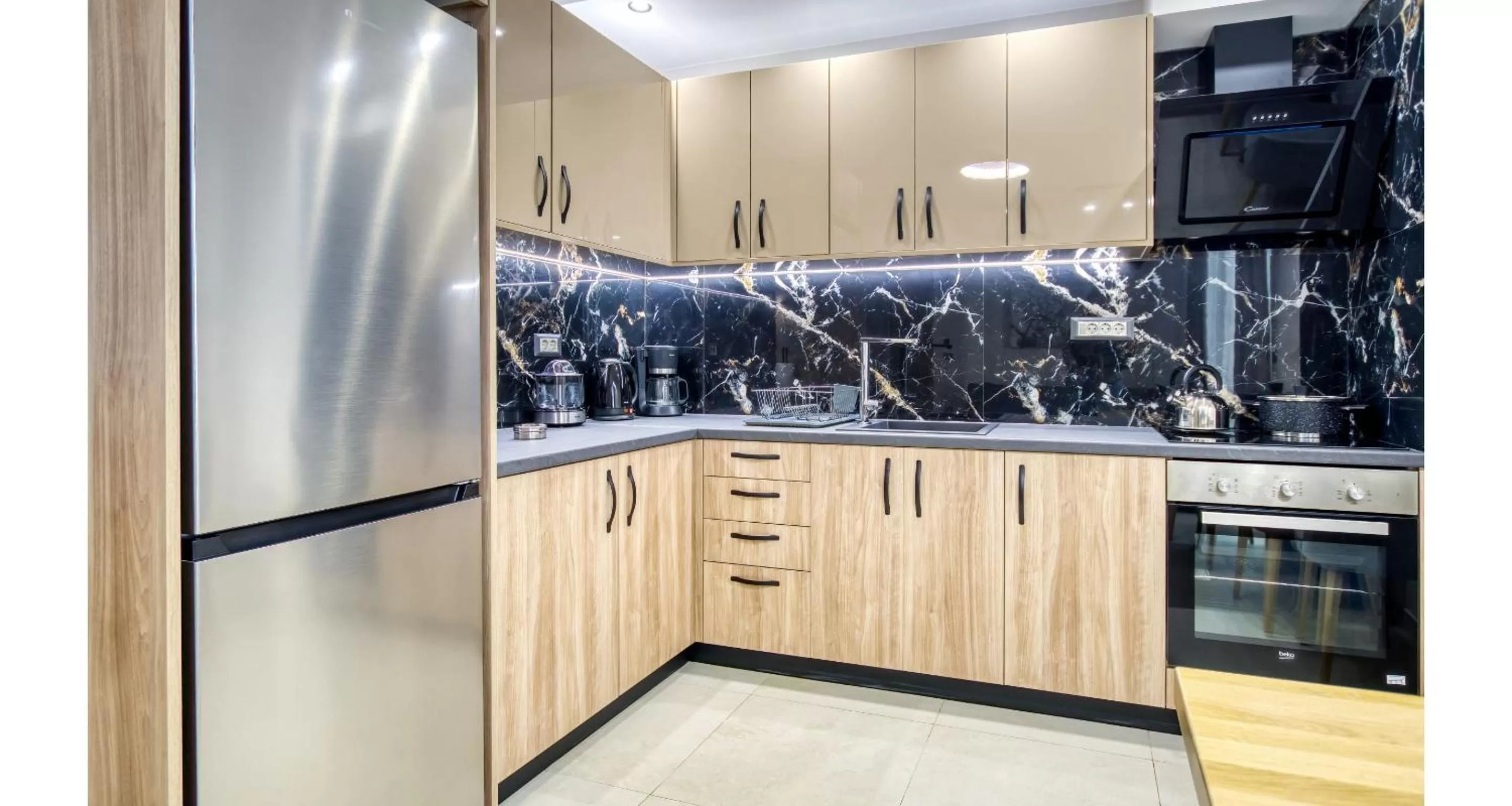 Kitchen or kitchenette in Sapphire Horizon Suites