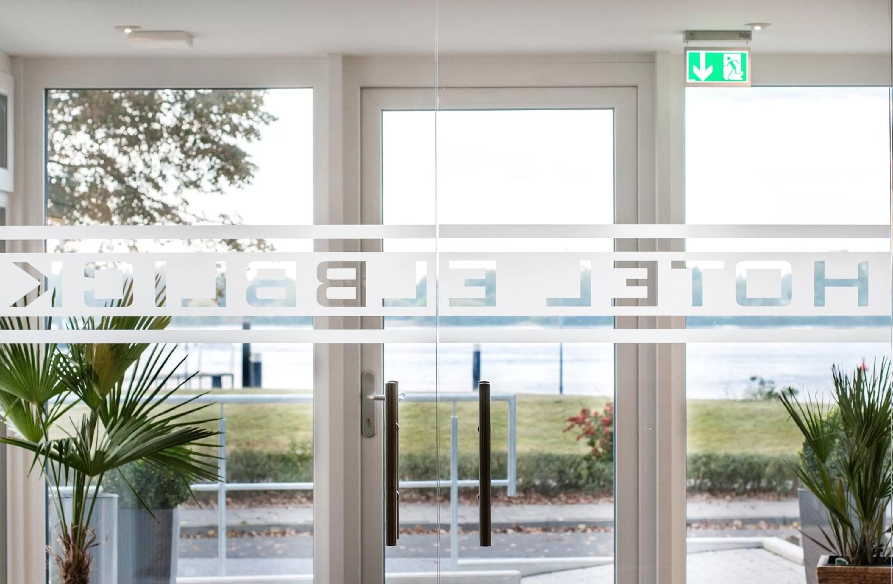 Lobby or reception in Hotel Elbblick Garni