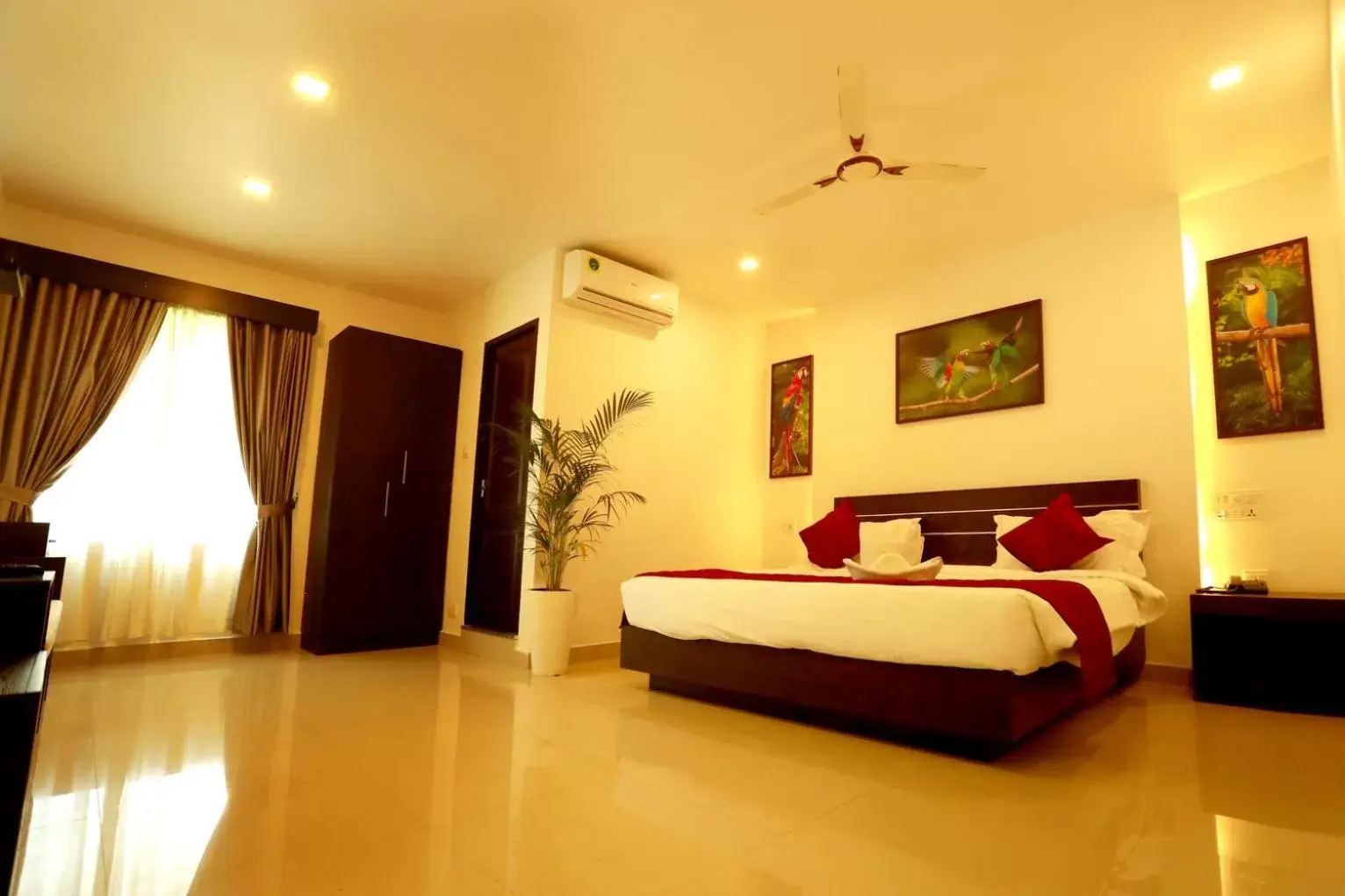 Bedroom, Bed in ORFILA INN Airport Hotel Bedroom, Bed in ORFILA INN Airport Hotel