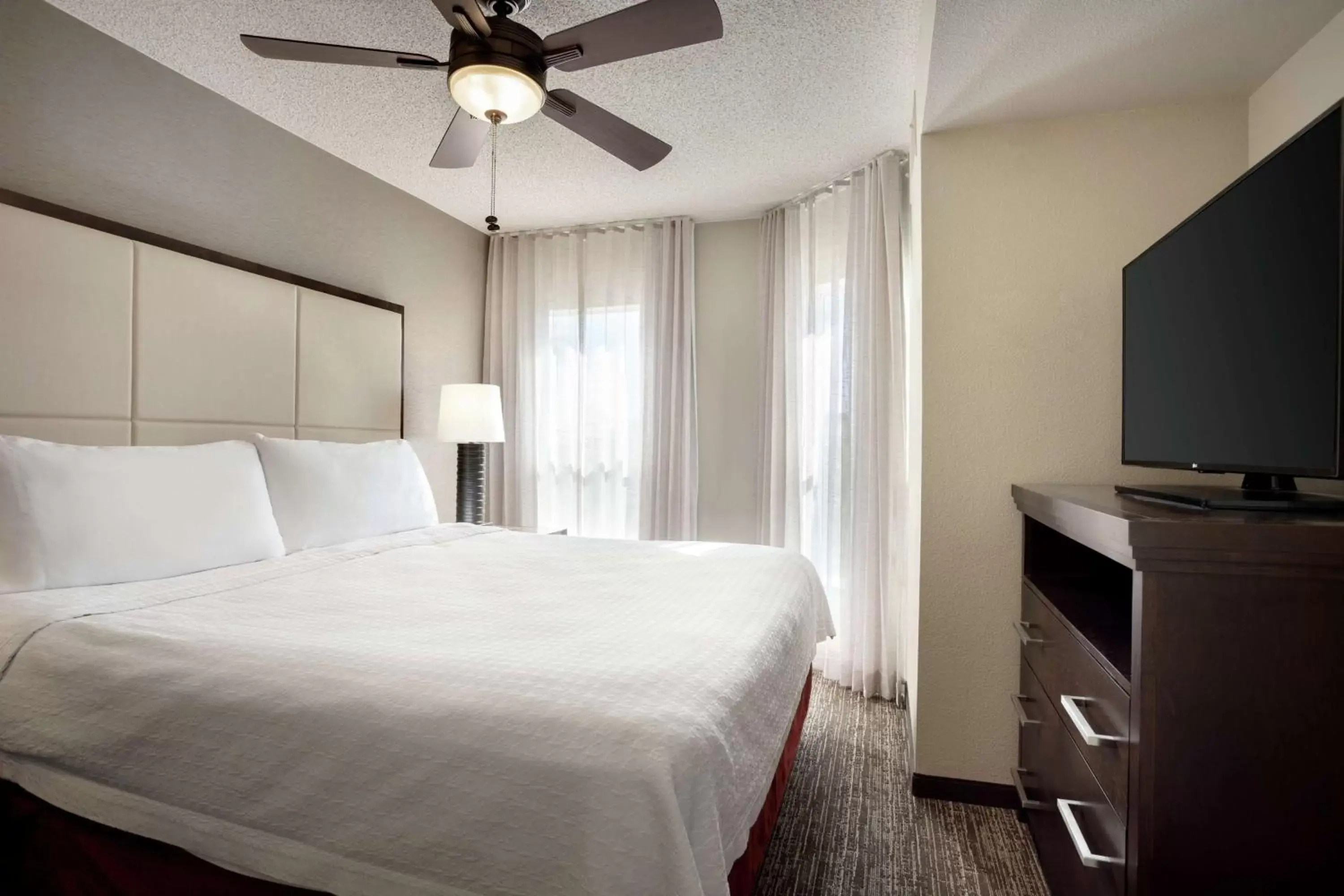 Bedroom, Bed in Homewood Suites by Hilton Phoenix-Chandler