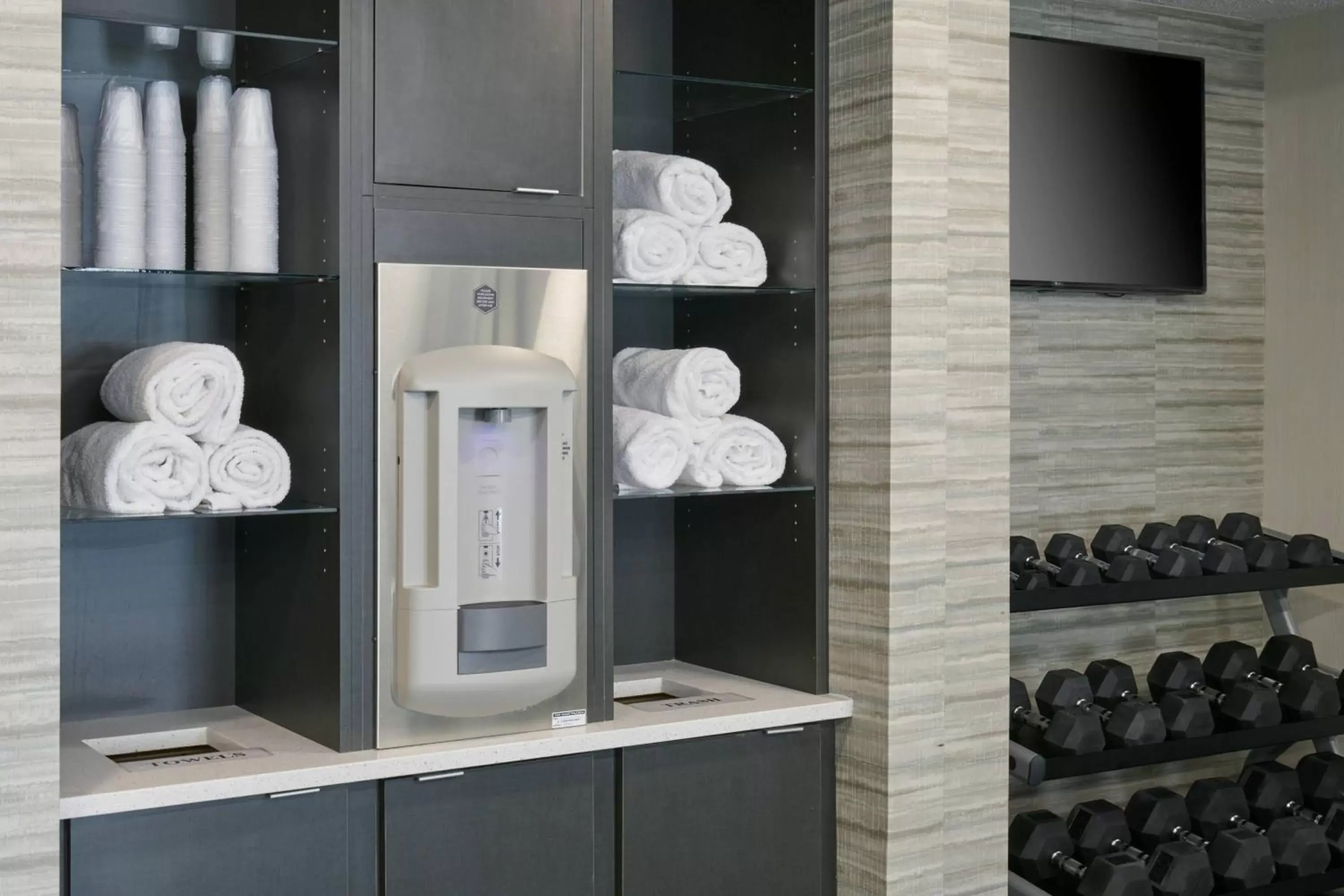 Fitness centre/facilities in Courtyard by Marriott Indianapolis Castleton