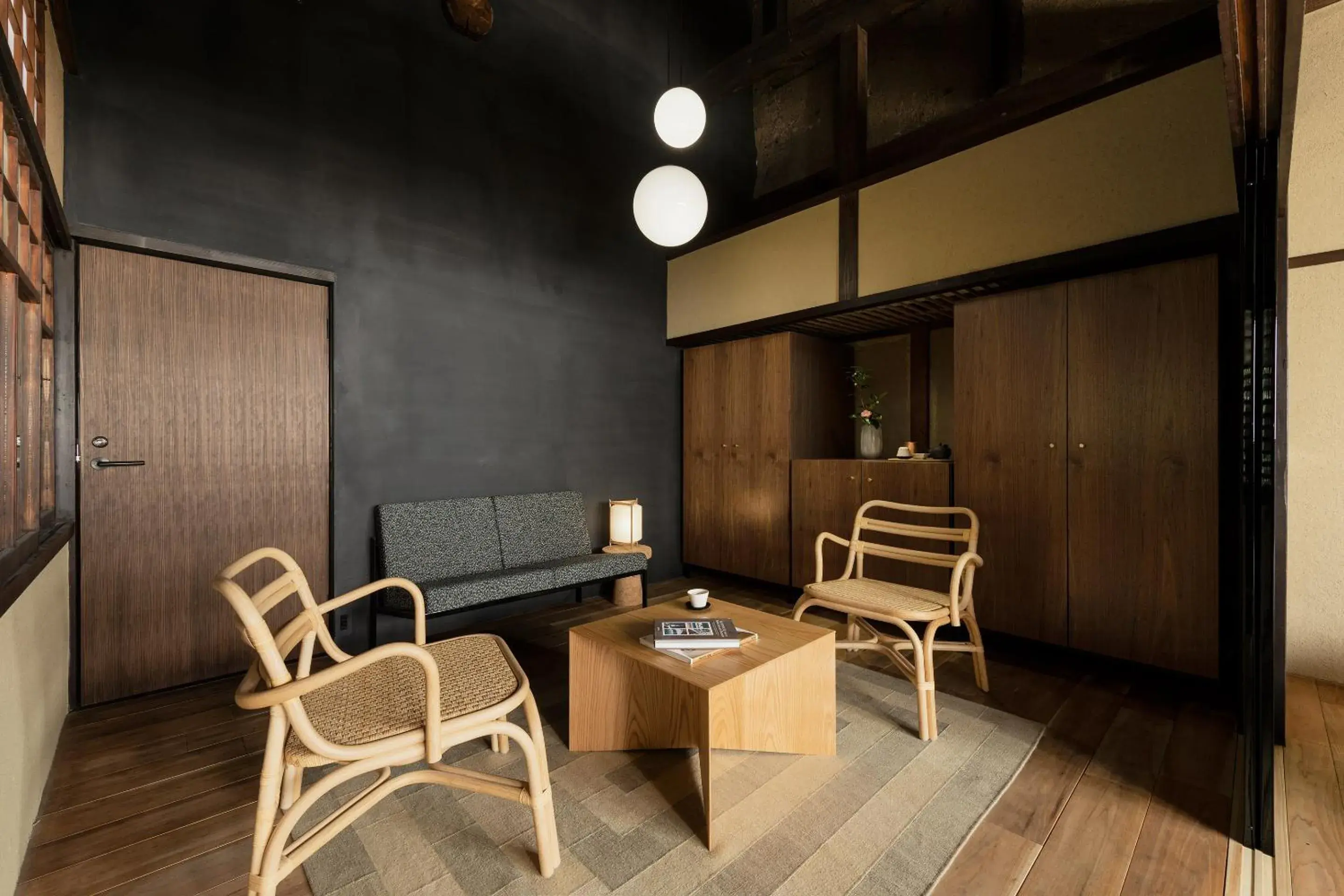 Day, Seating Area in Nazuna Kyoto Gosho