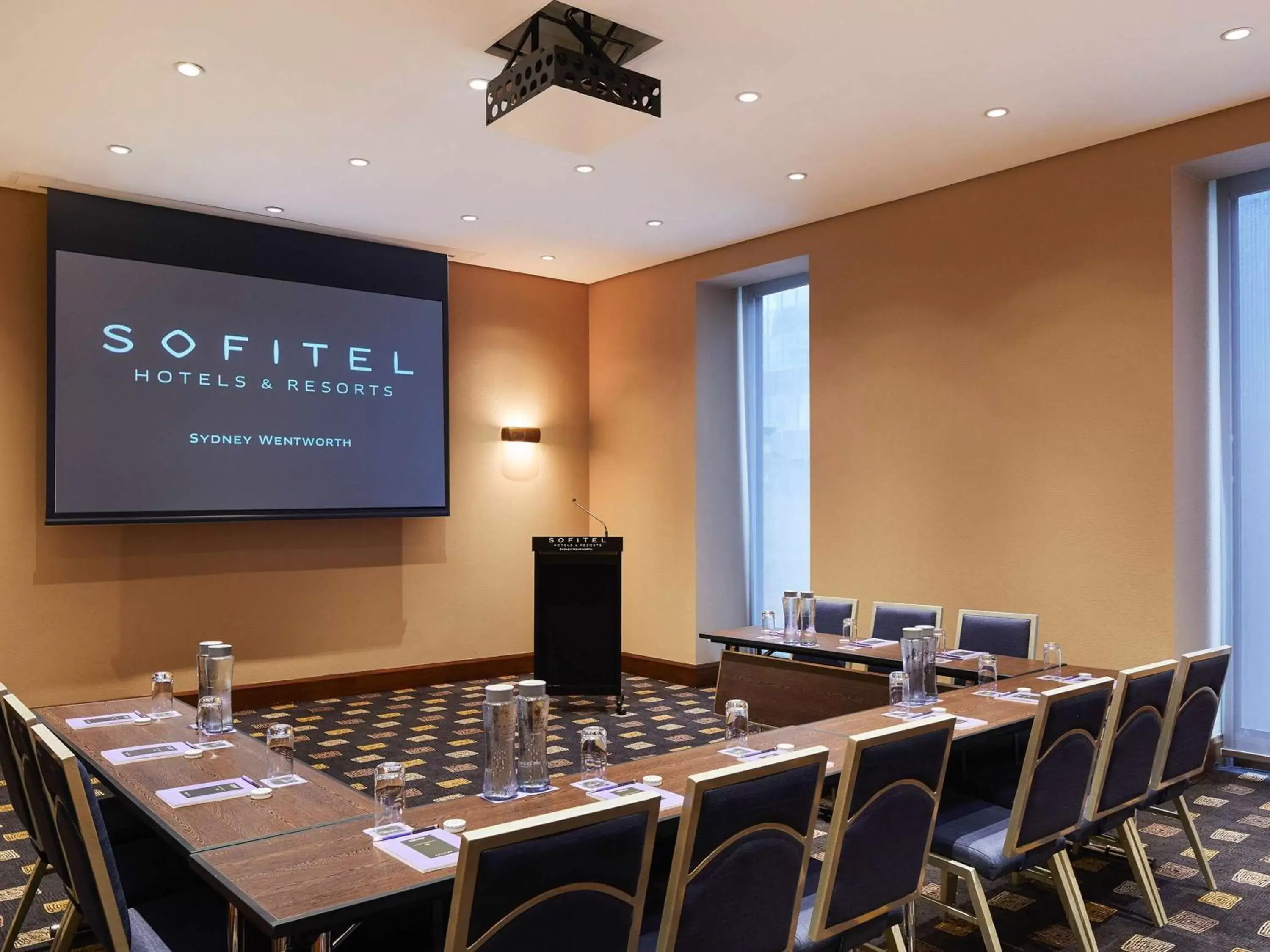 Meeting/conference room in Sofitel Sydney Wentworth