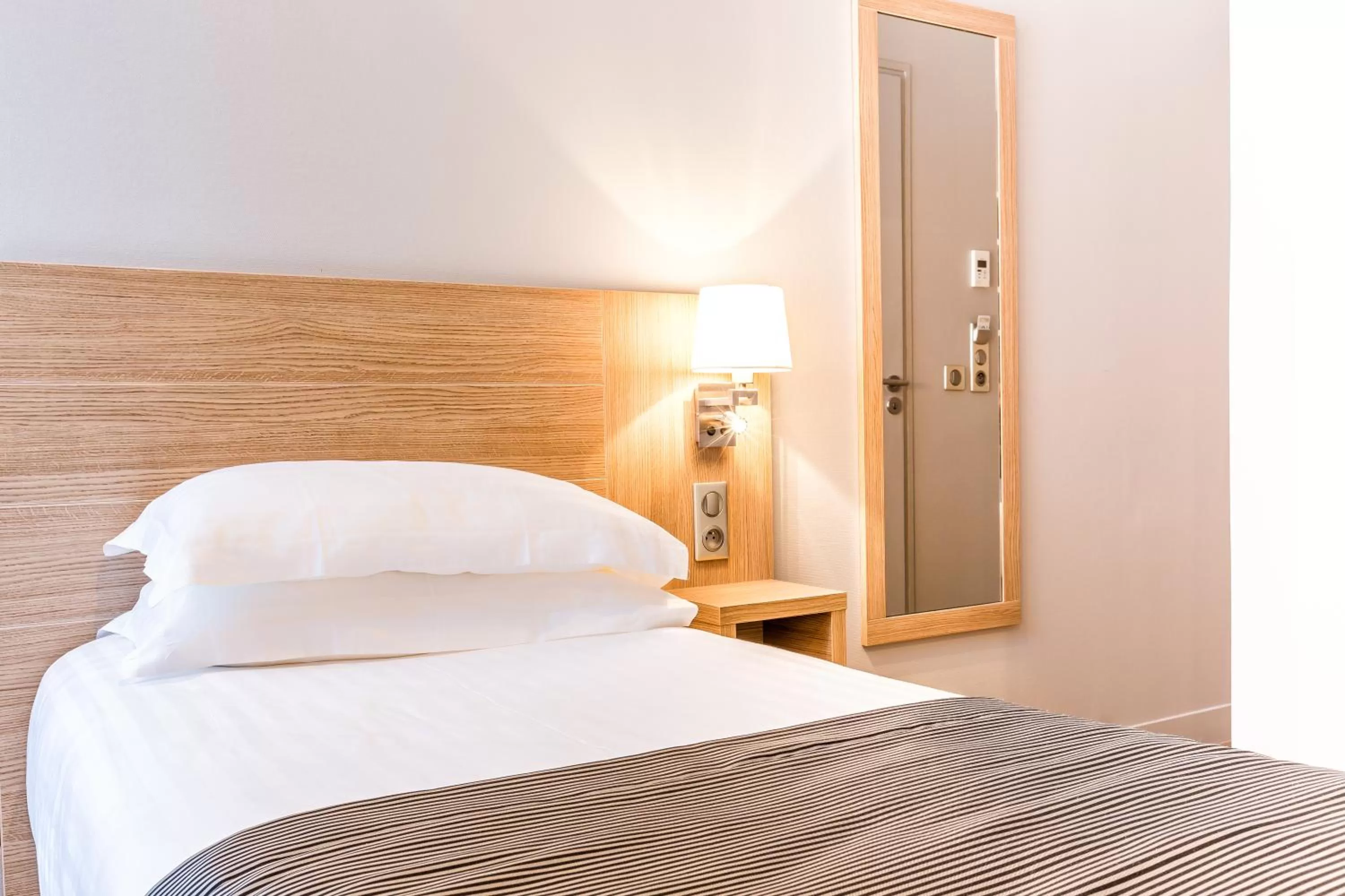 Bed in Paris d'Issy Hôtel Porte de Versailles