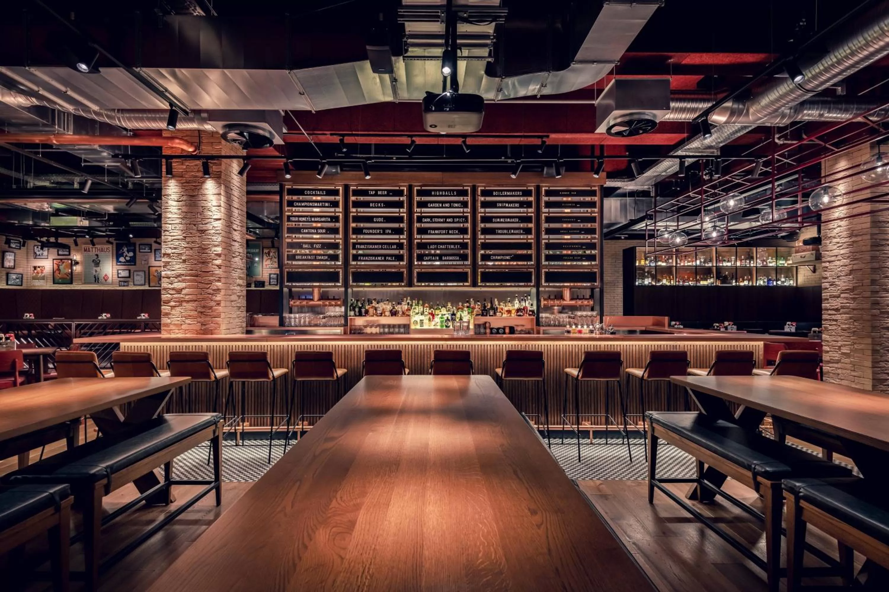 Lounge or bar in Frankfurt Marriott Hotel