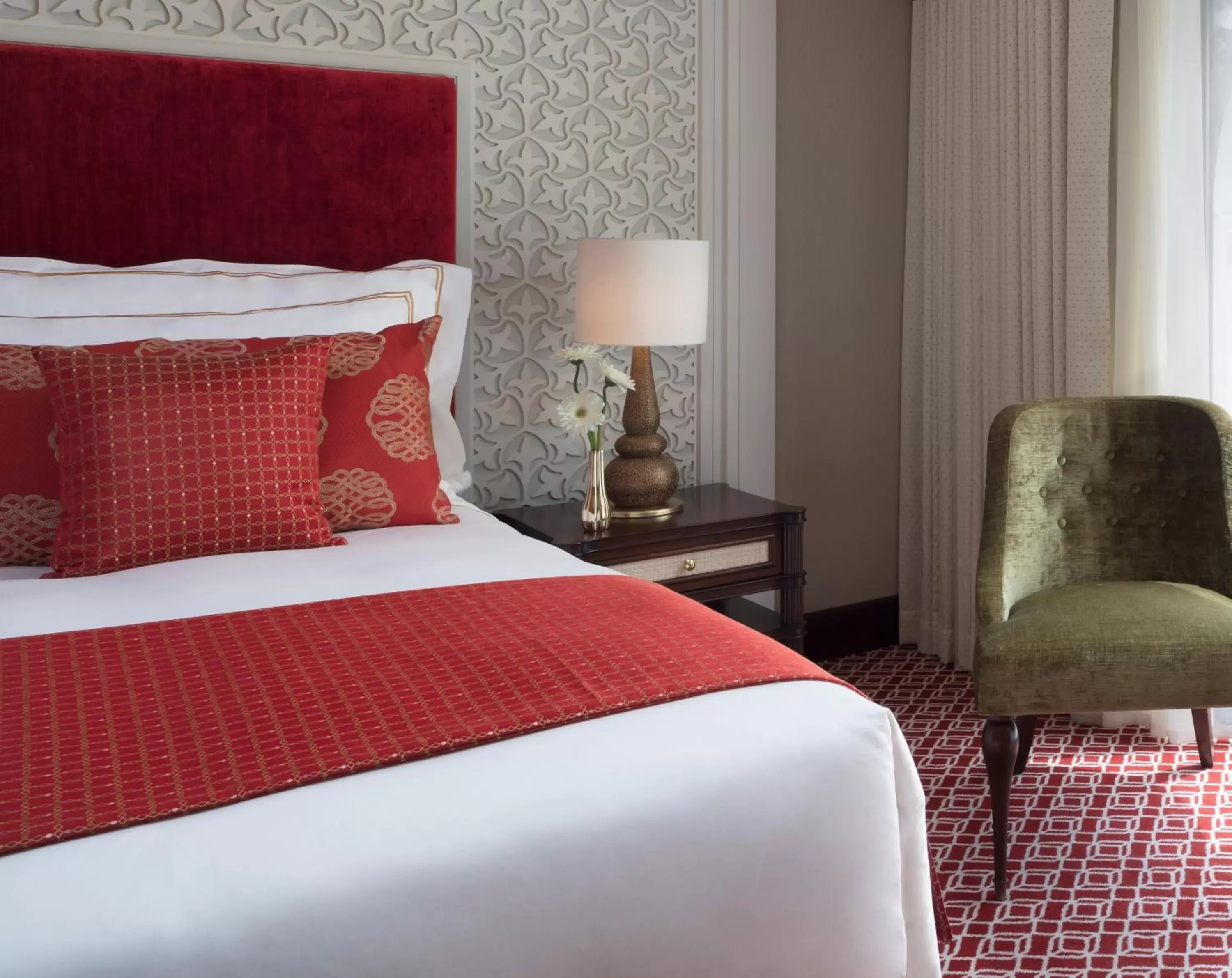 Bed in Al Najada Doha Hotel by Tivoli
