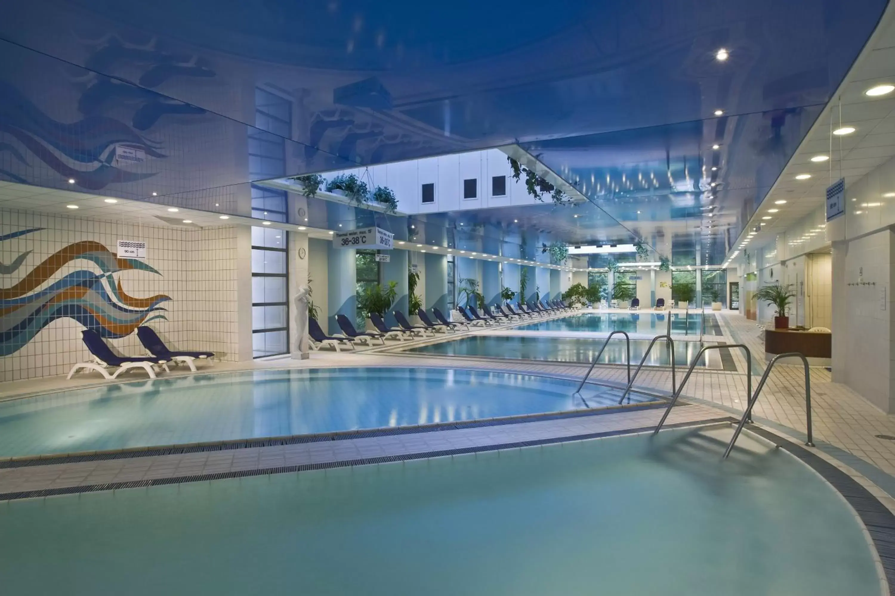 Activities, Swimming Pool in Danubius Hotel Helia