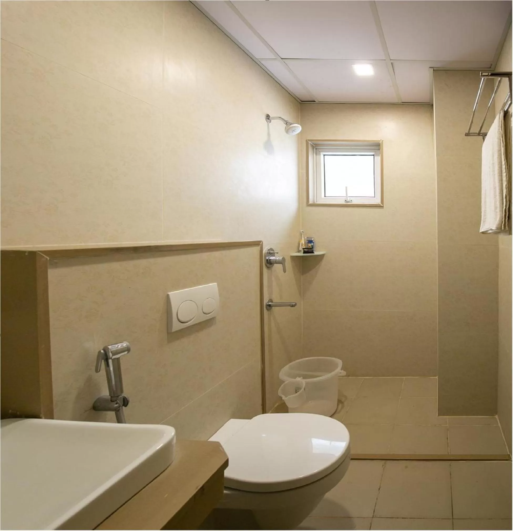 Bathroom in PPH Living Railotel Coimbatore