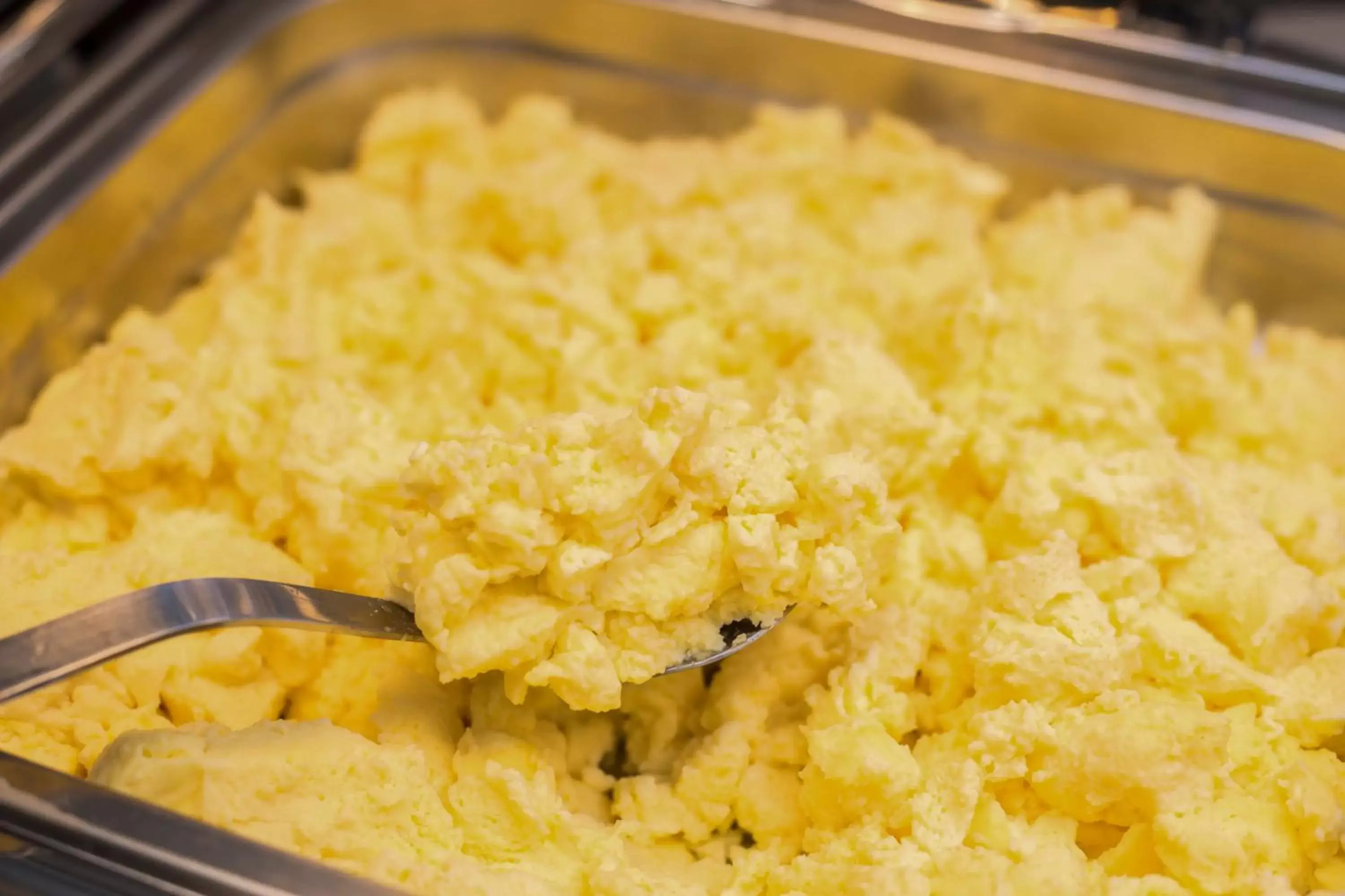 Breakfast in Holiday Inn Express Chicago Northwest-Vernon Hills by IHG Breakfast in Holiday Inn Express Chicago Northwest-Vernon Hills by IHG