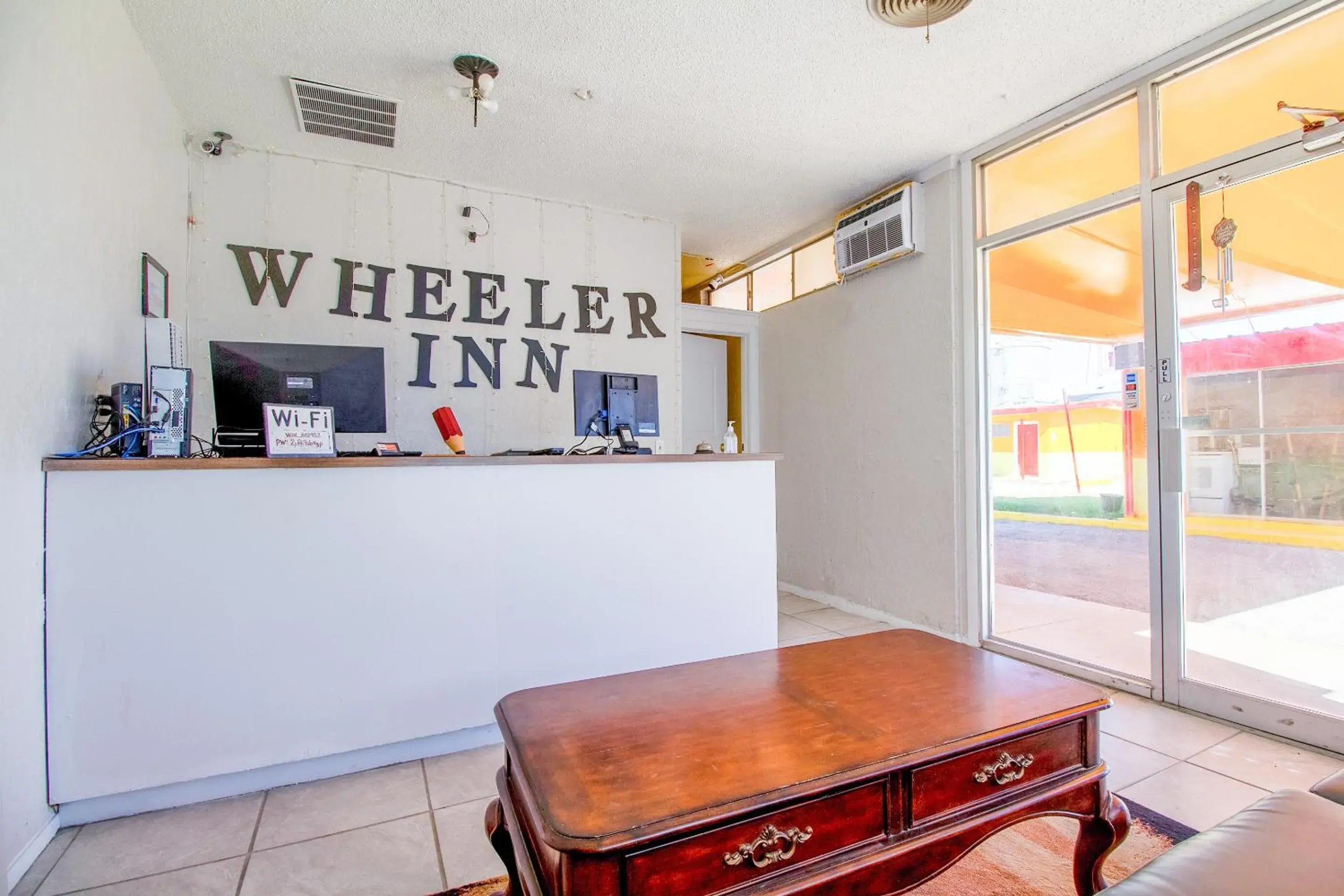 Lobby or reception in Wheeler Inn Texas, US - 83 By OYO