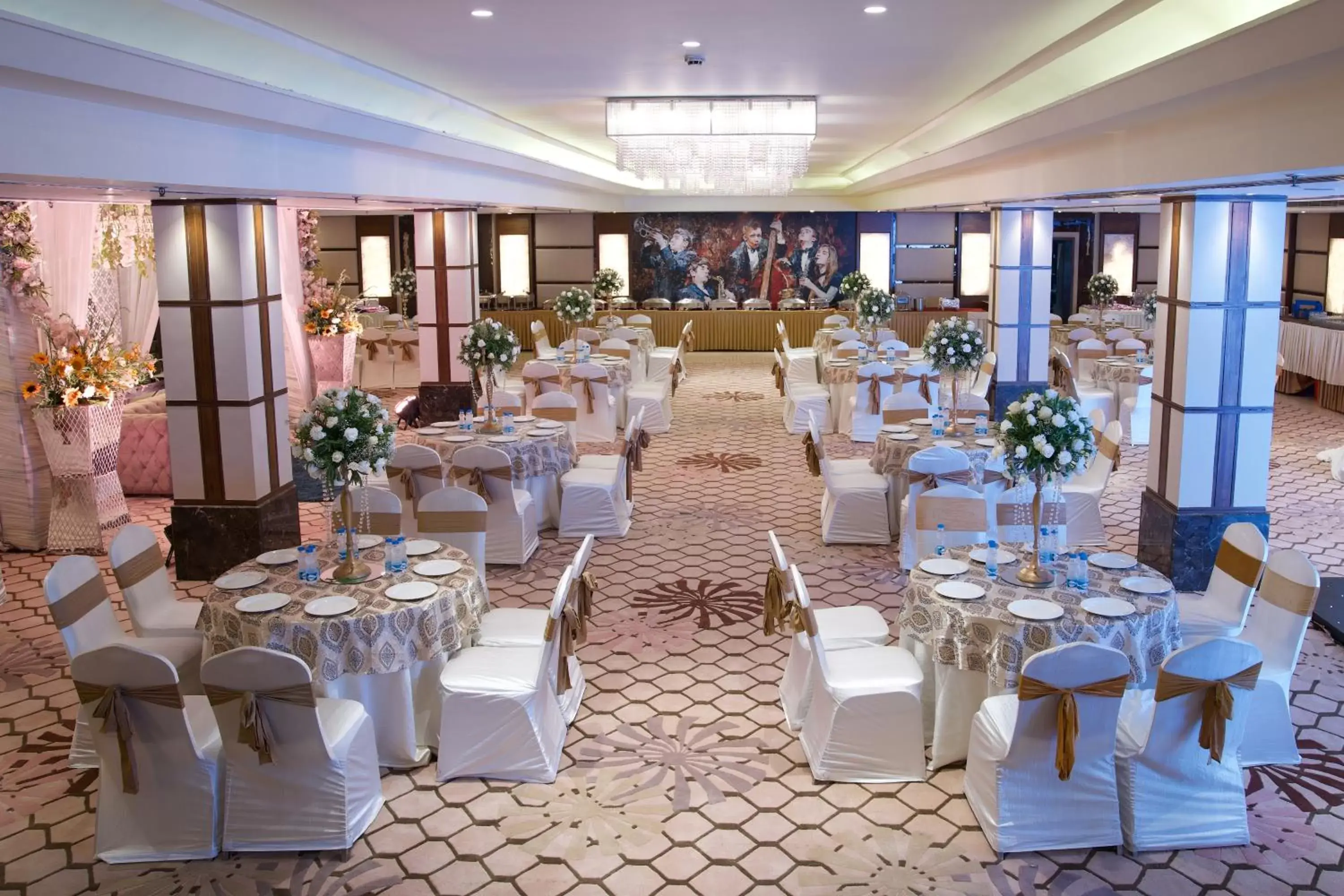 Restaurant/places to eat, Banquet Facilities in Ramada by Wyndham Jalandhar City Center