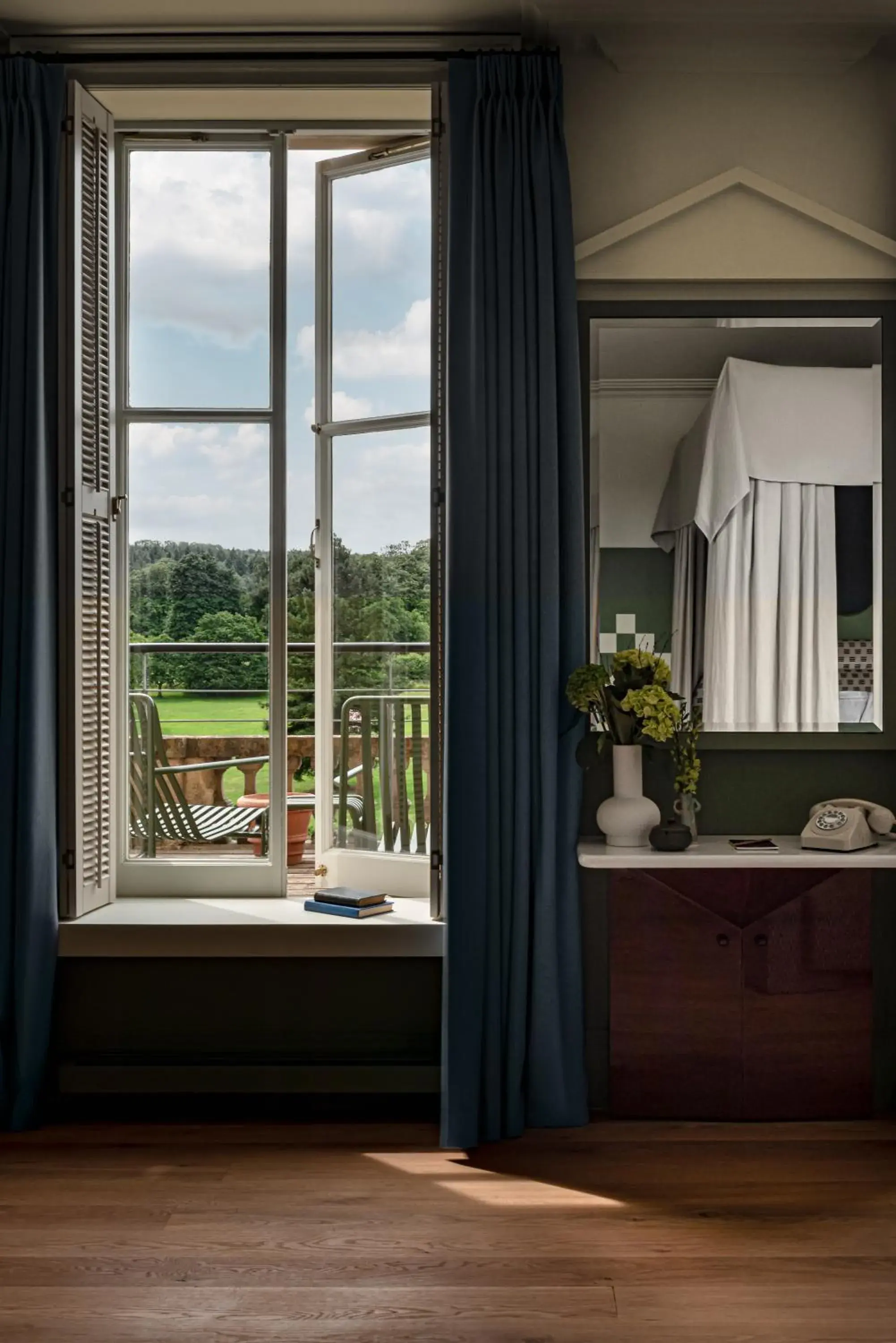 Bedroom in Cowley Manor Hotel