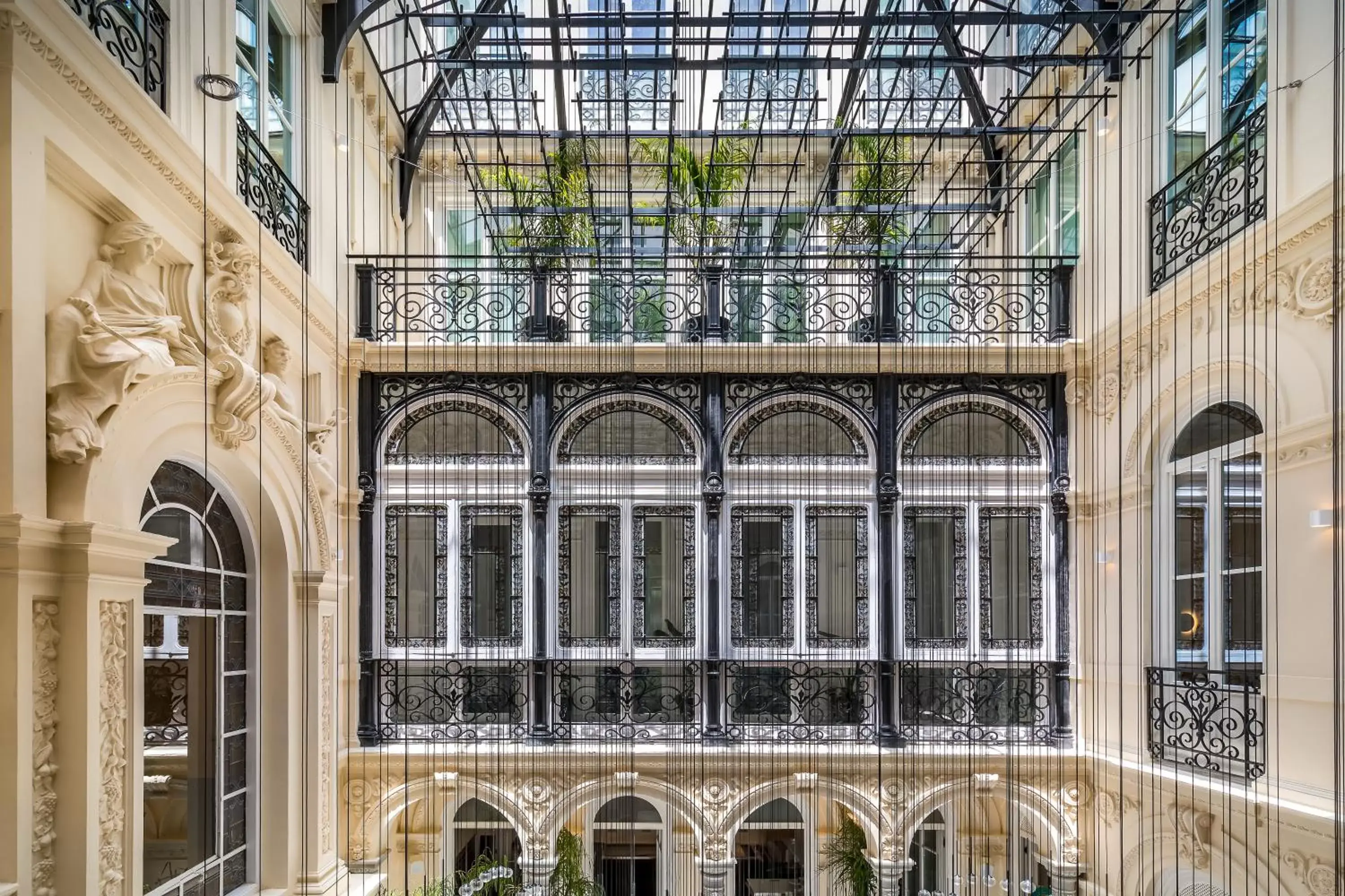 Patio in Palacio Gran Vía, a Royal Hideaway Hotel