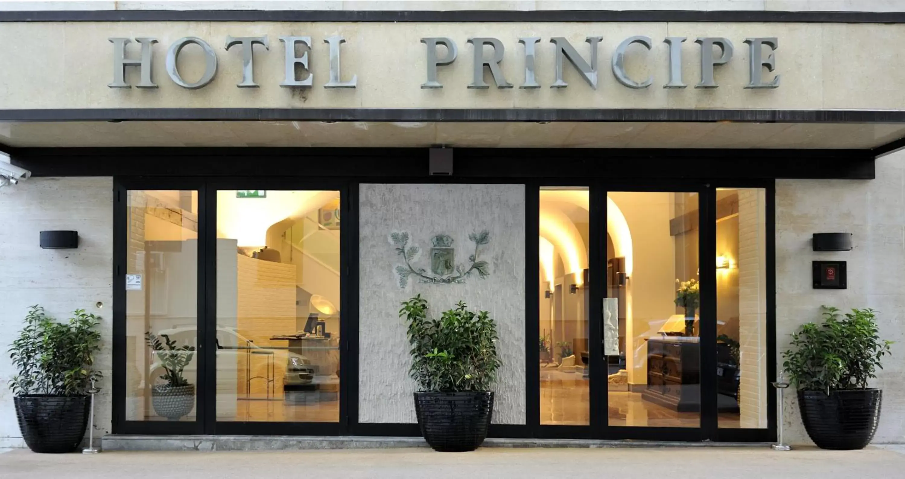 Facade/entrance in Hotel Principe Di Villafranca