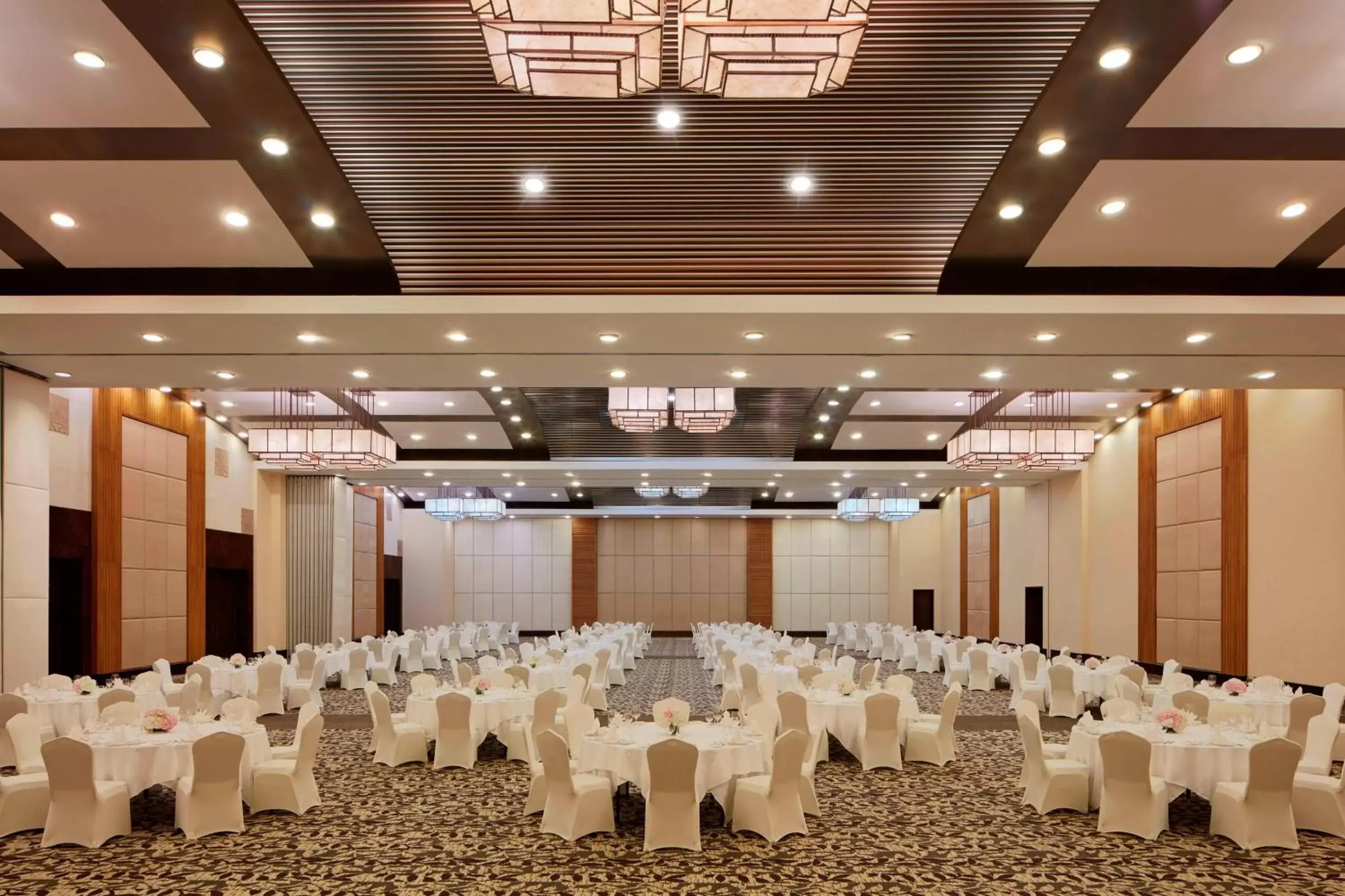 Banquet/Function facilities, Banquet Facilities in Sheraton Sanya Yalong Bay Resort