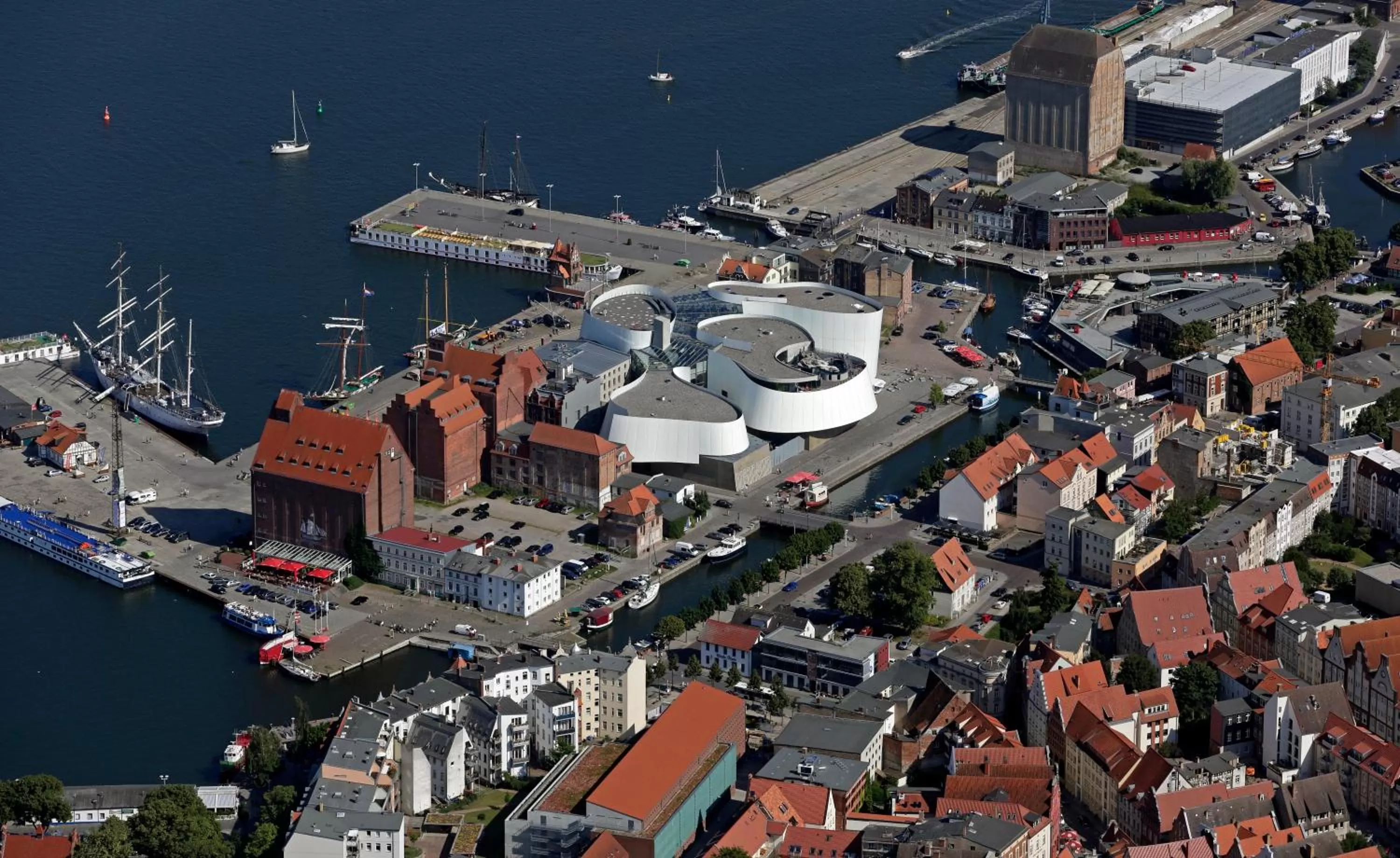 Facade/entrance in Hotel Kontorhaus Stralsund