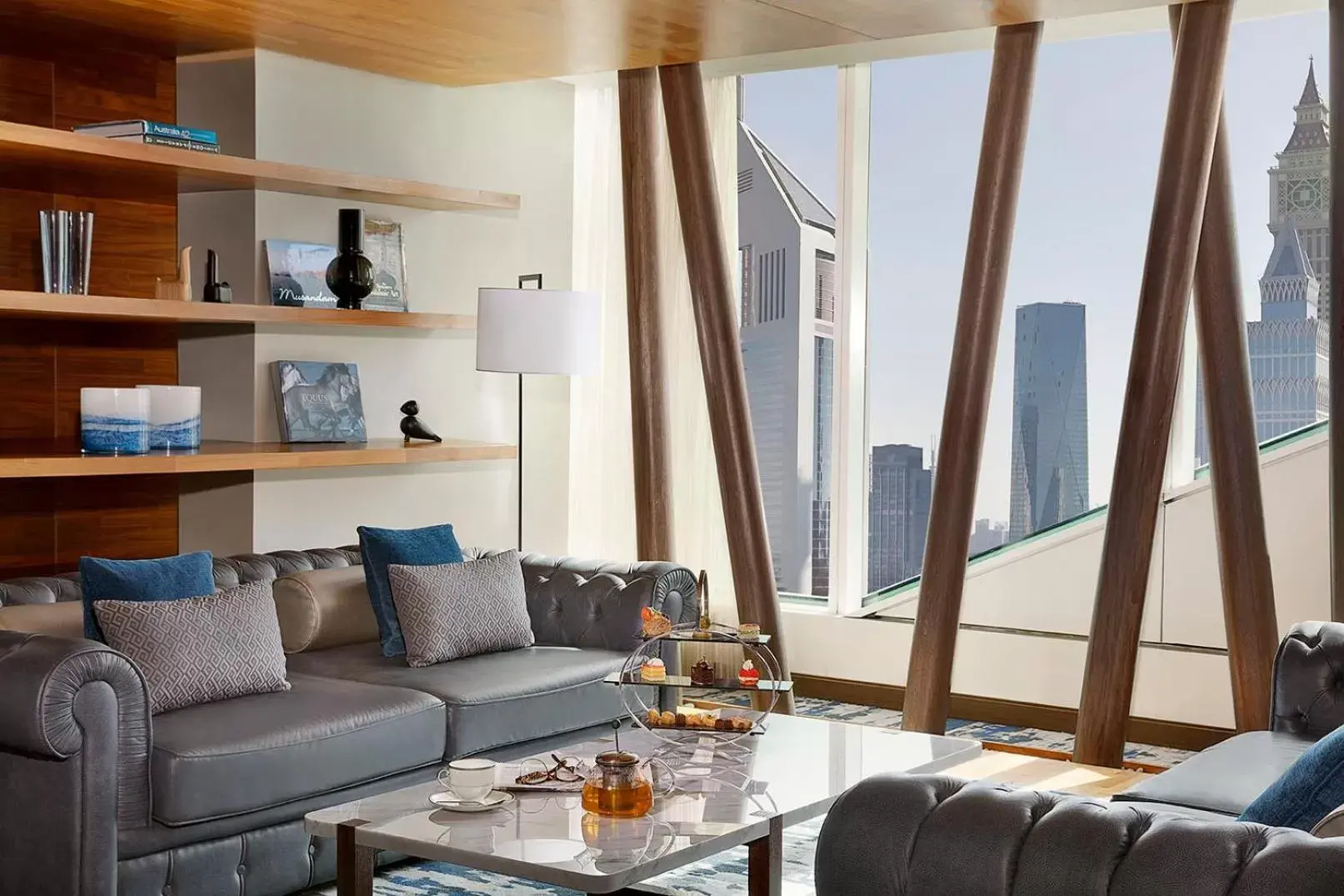 Communal lounge/ TV room, Seating Area in voco Dubai, an IHG Hotel