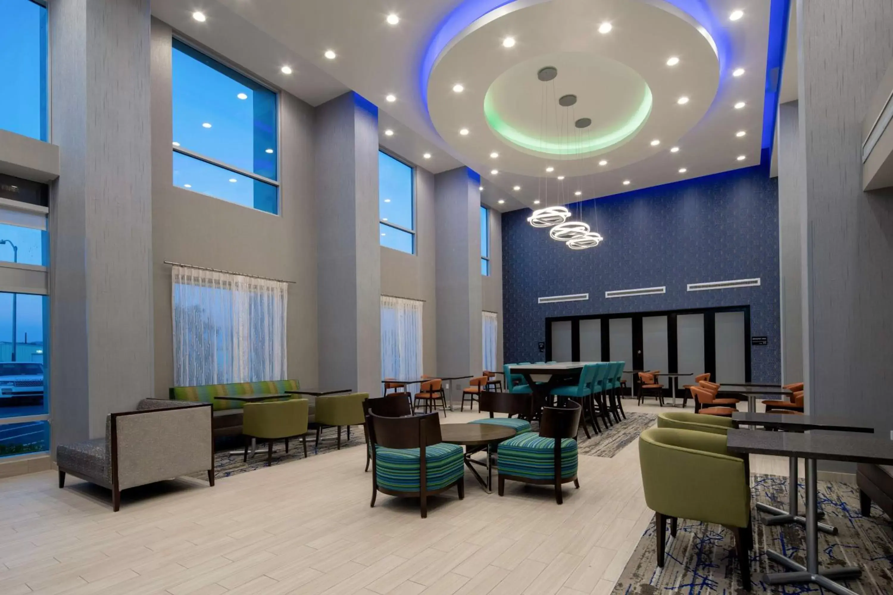 Lobby or reception, Restaurant/Places to Eat in Hampton Inn & Suites Gilroy, Ca