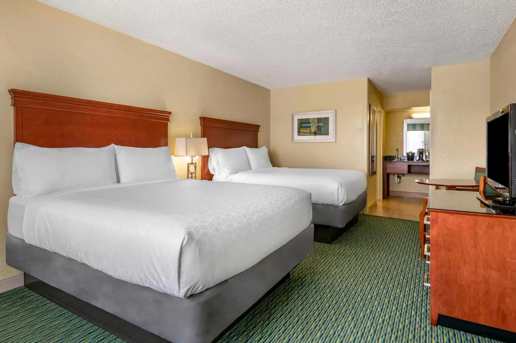Photo of the whole room, Bed in Holiday Inn Resort Orlando - Lake Buena Vista by IHG