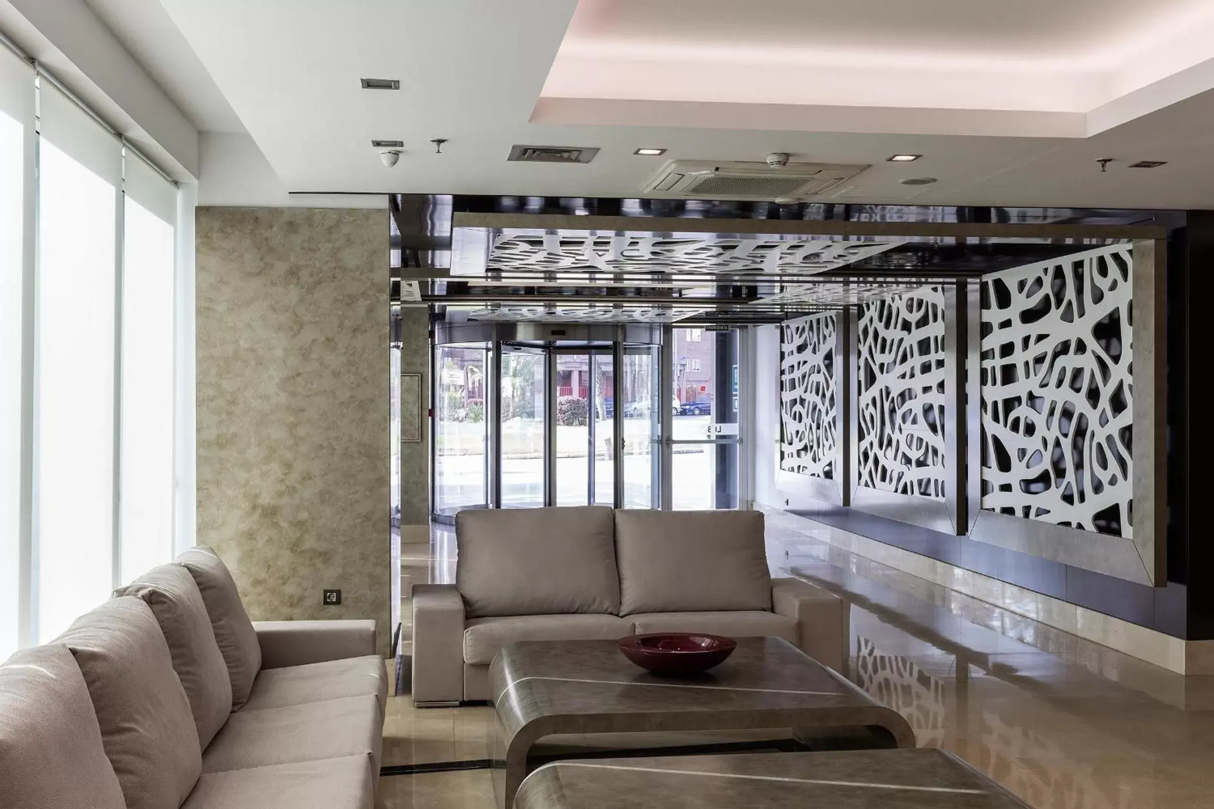 Lobby or reception in LCB Hotel Fuenlabrada Lobby or reception in LCB Hotel Fuenlabrada