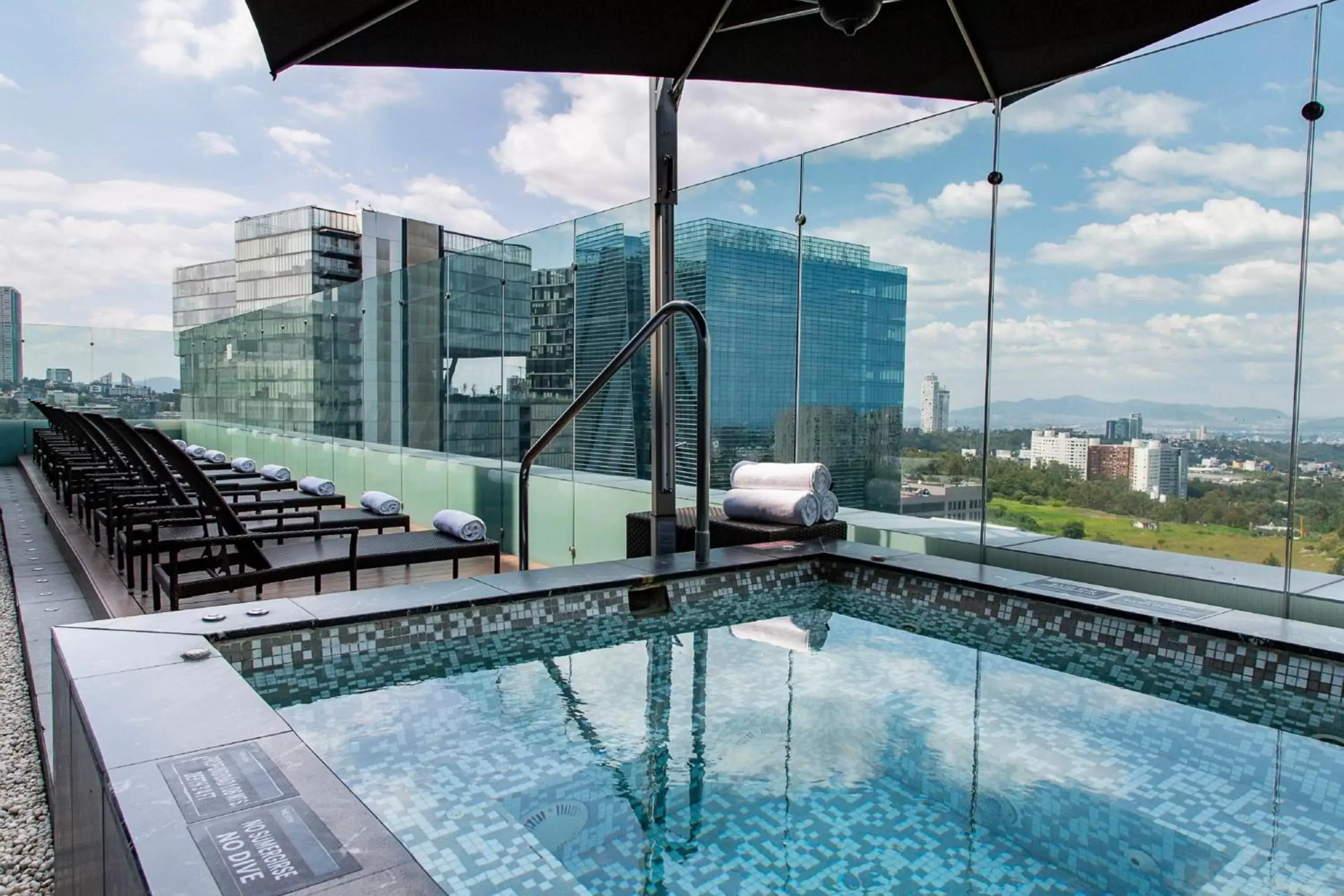 Spa and wellness centre/facilities, Swimming Pool in The Westin Santa Fe, Mexico City