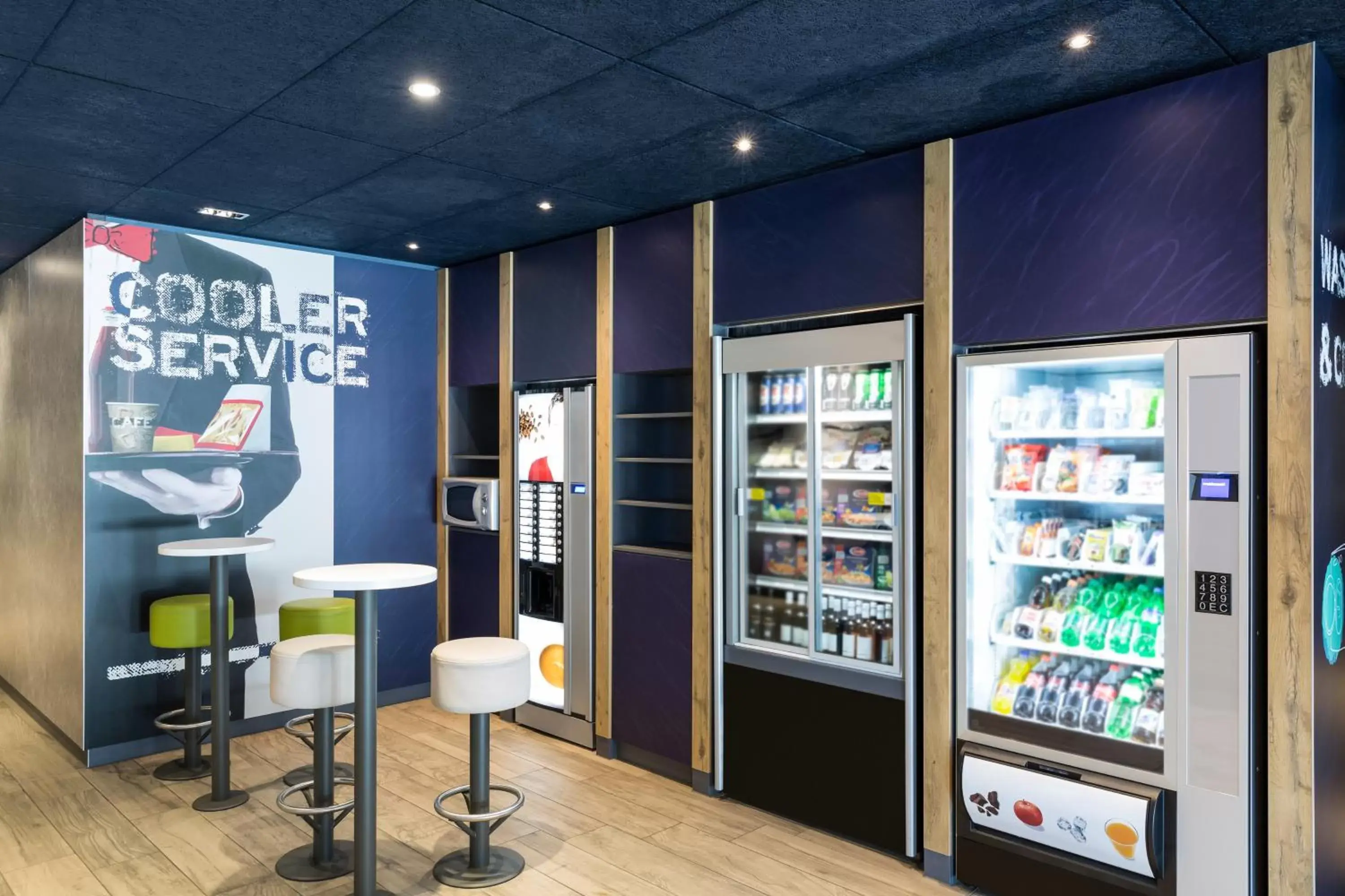 Restaurant/places to eat in ibis budget Zurich Airport Restaurant/places to eat in ibis budget Zurich Airport
