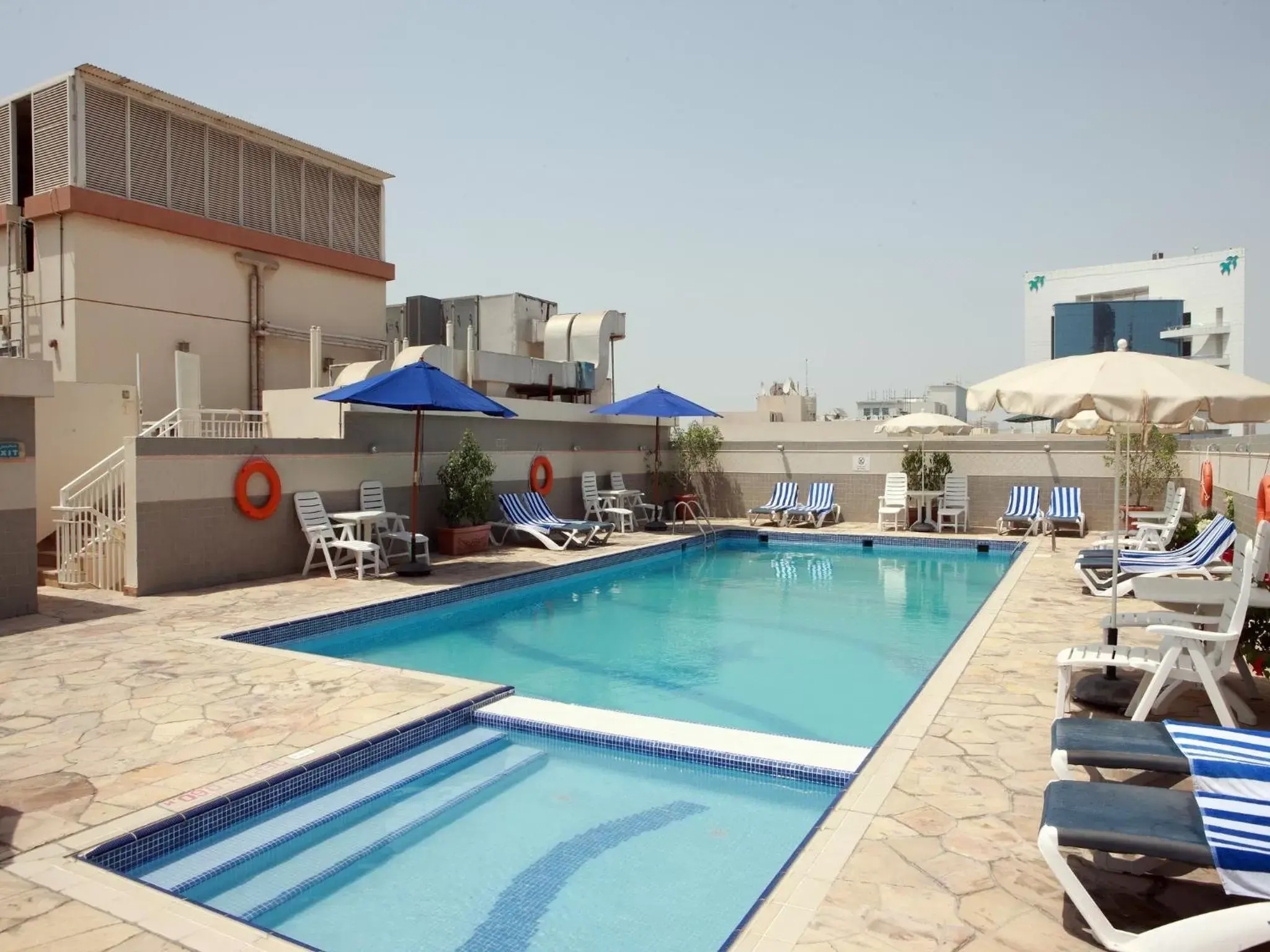 Swimming Pool in Rose Garden Hotel Apartments - Bur Dubai
