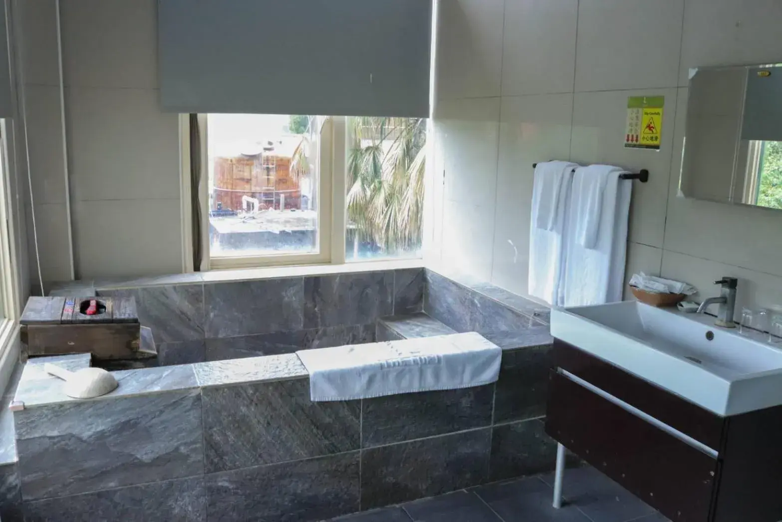 Bathroom in The Loft Seaside Suites