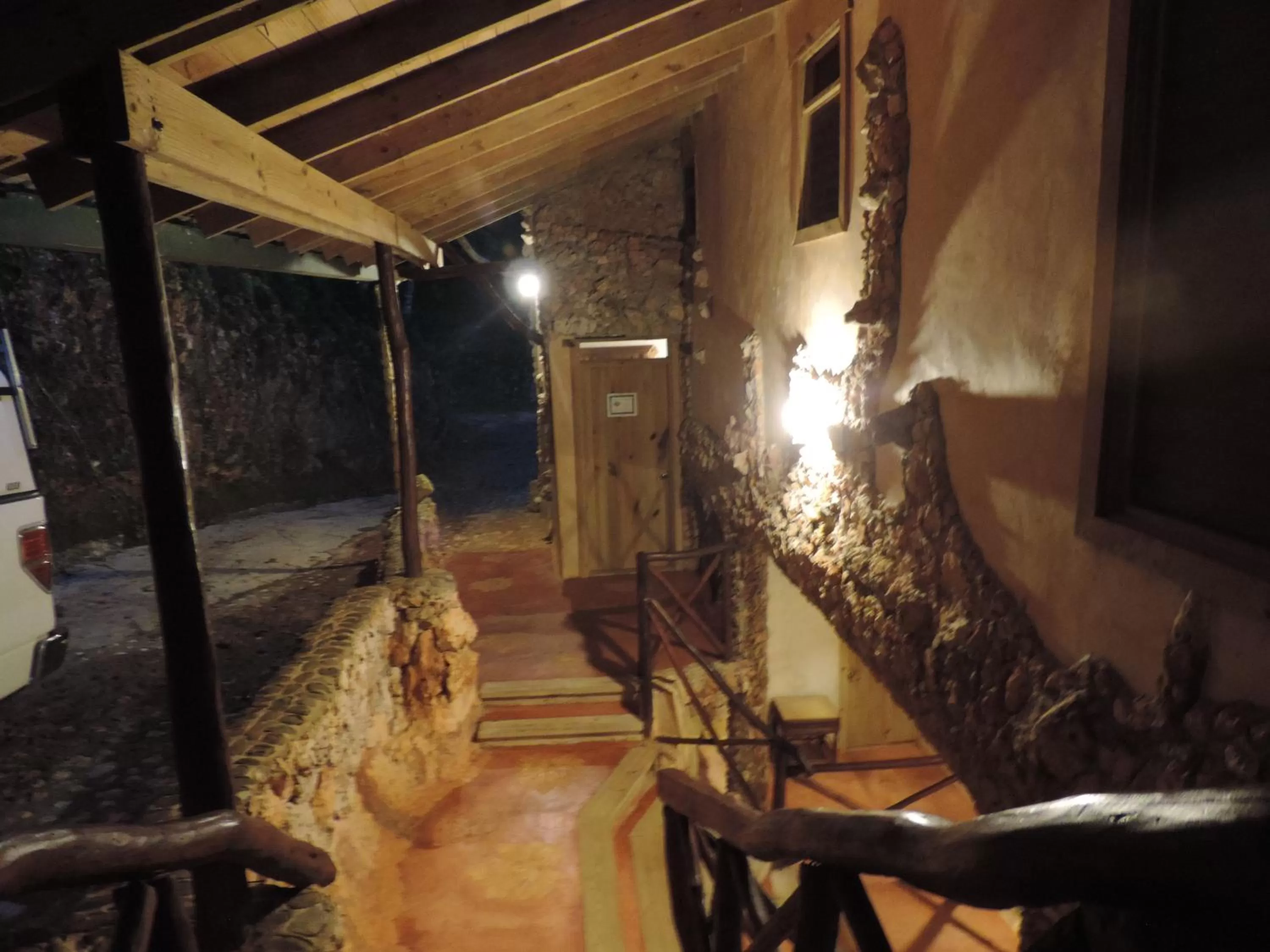 Nearby landmark in Altos de Caño Hondo