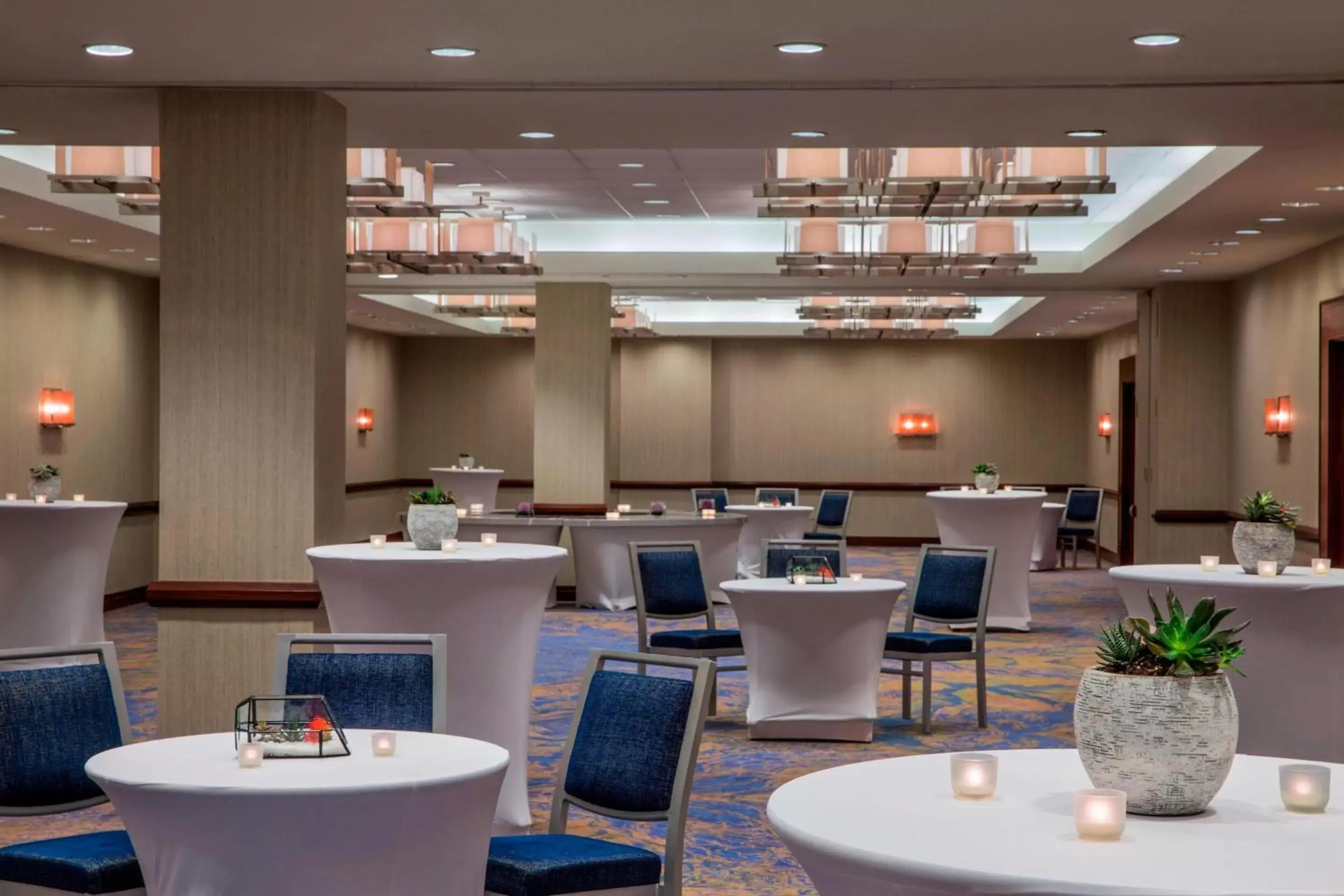Meeting/conference room, Restaurant/Places to Eat in The Westin Jersey City Newport
