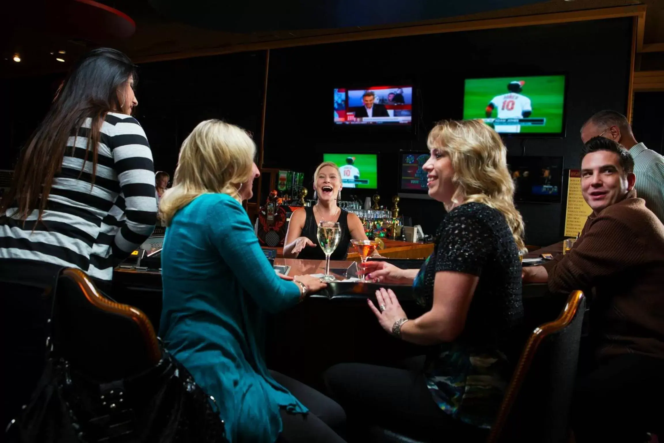 Lounge or bar in Maverick Hotel and Casino by Red Lion Hotels