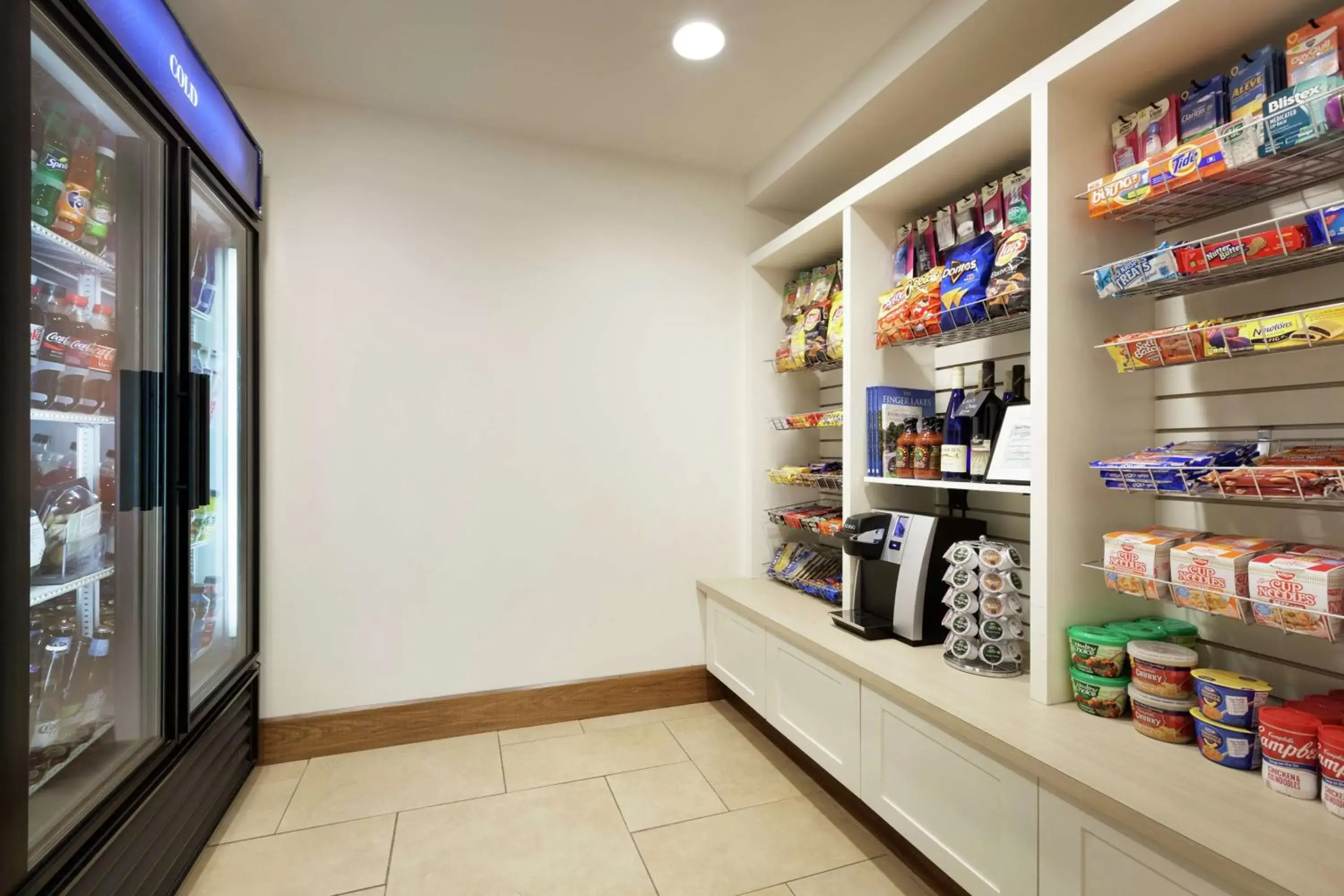 Restaurant/places to eat in Hilton Garden Inn Rochester/Pittsford Restaurant/places to eat in Hilton Garden Inn Rochester/Pittsford