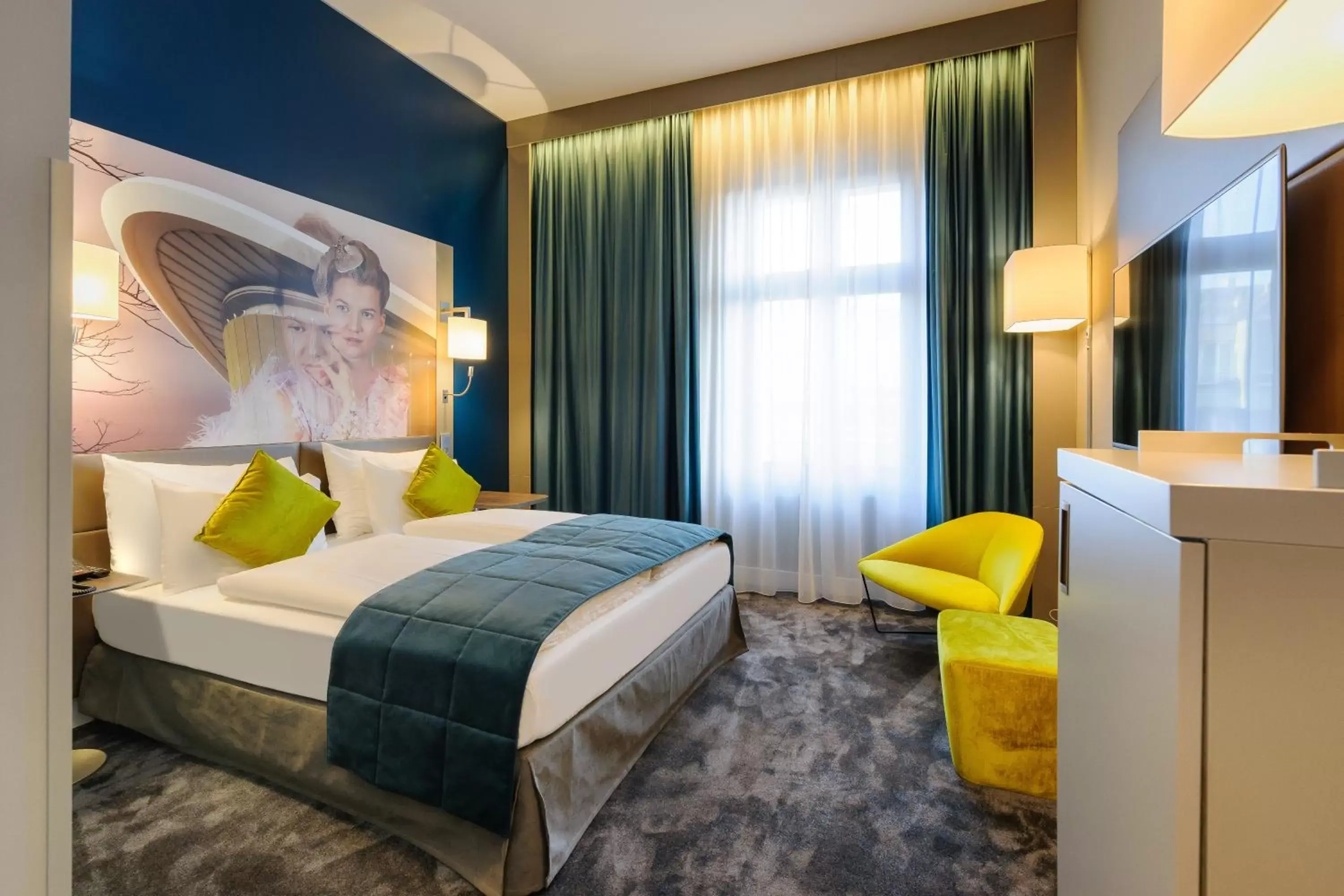 Standard Queen Room in Mercure Berlin Wittenbergplatz