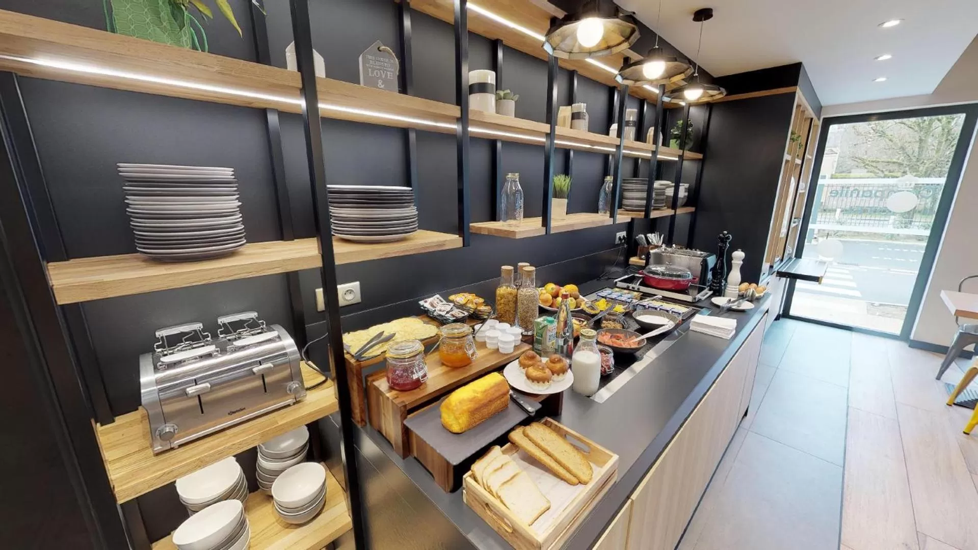 Breakfast in Campanile Fontainebleau