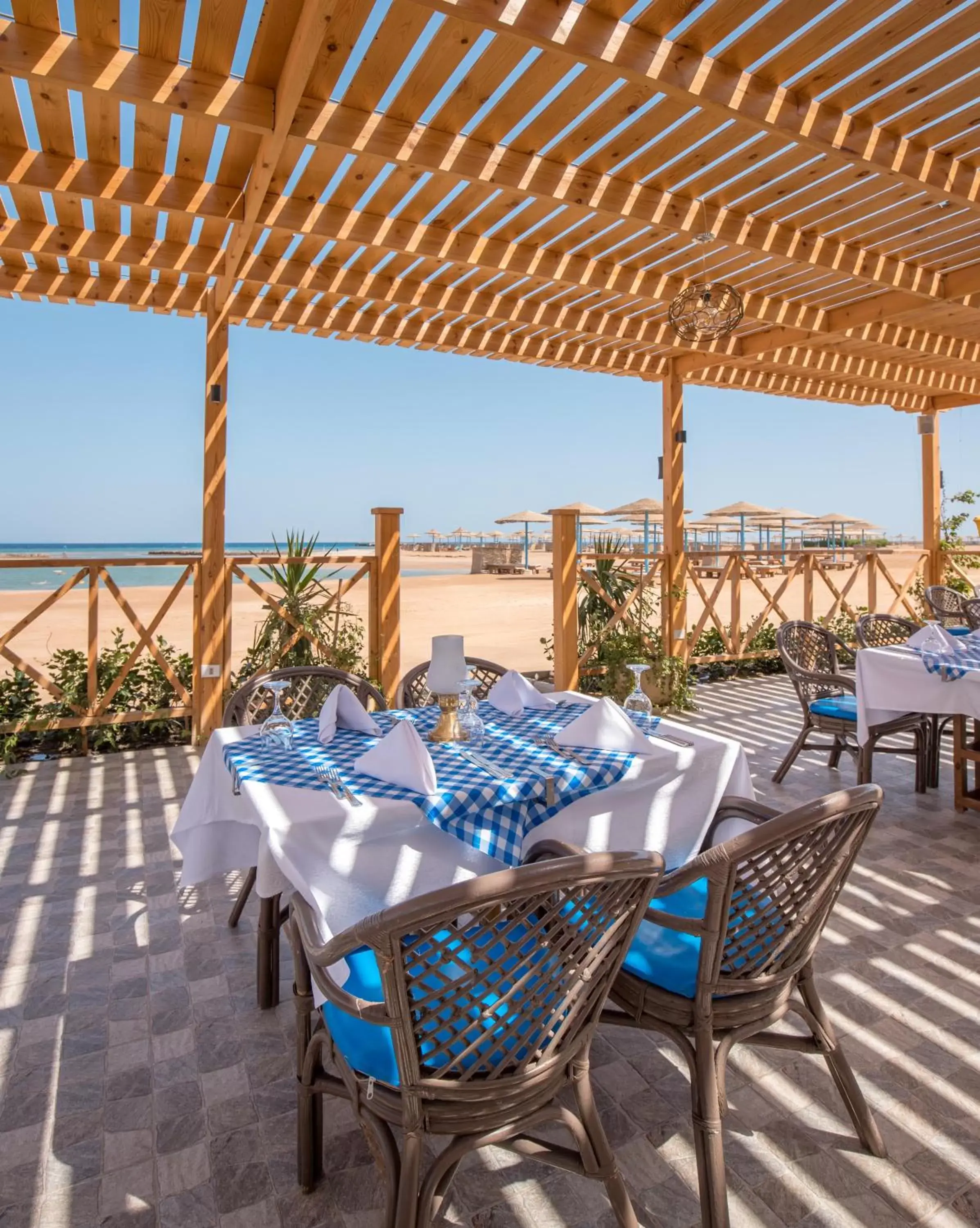 Balcony/Terrace, Restaurant/Places to Eat in Hurghada Long Beach Resort