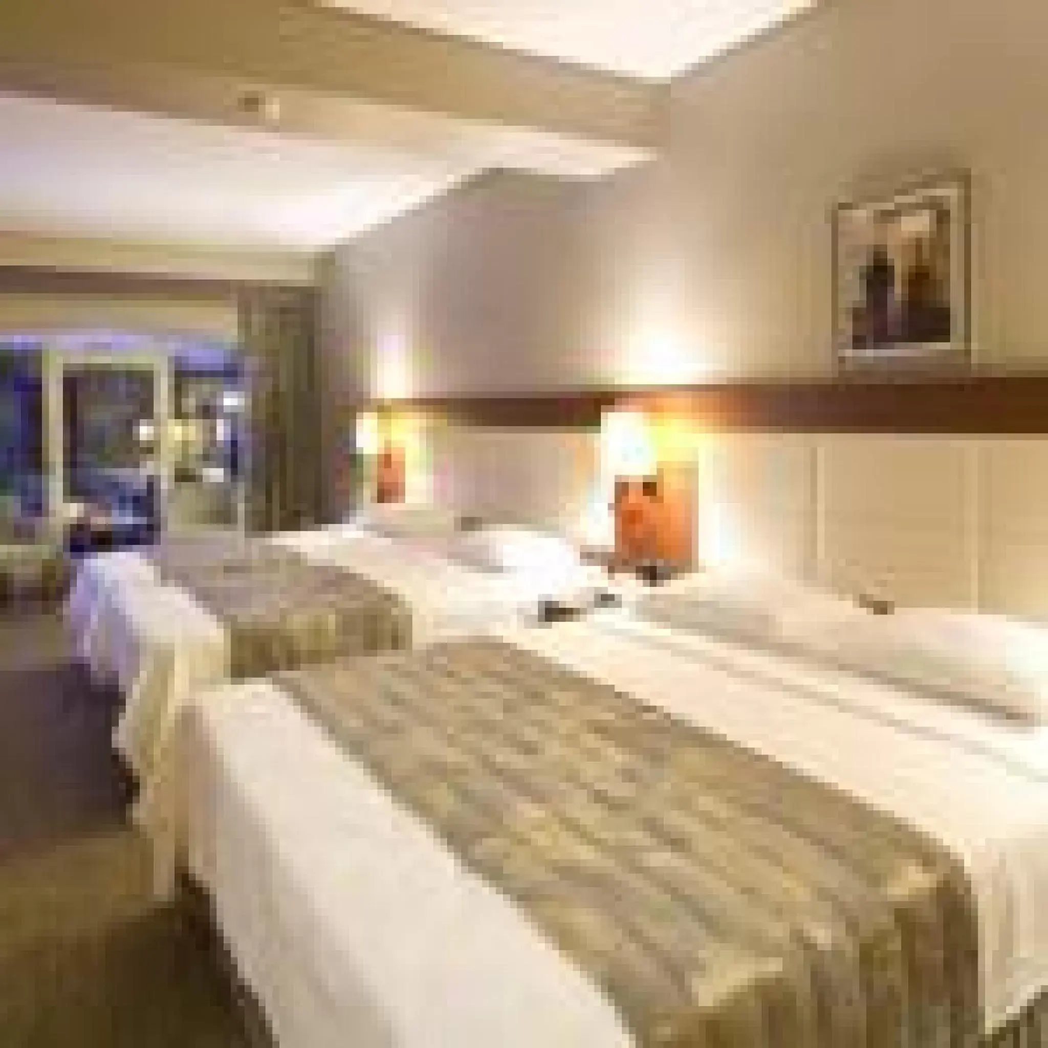 Bed in Innpera Hotel