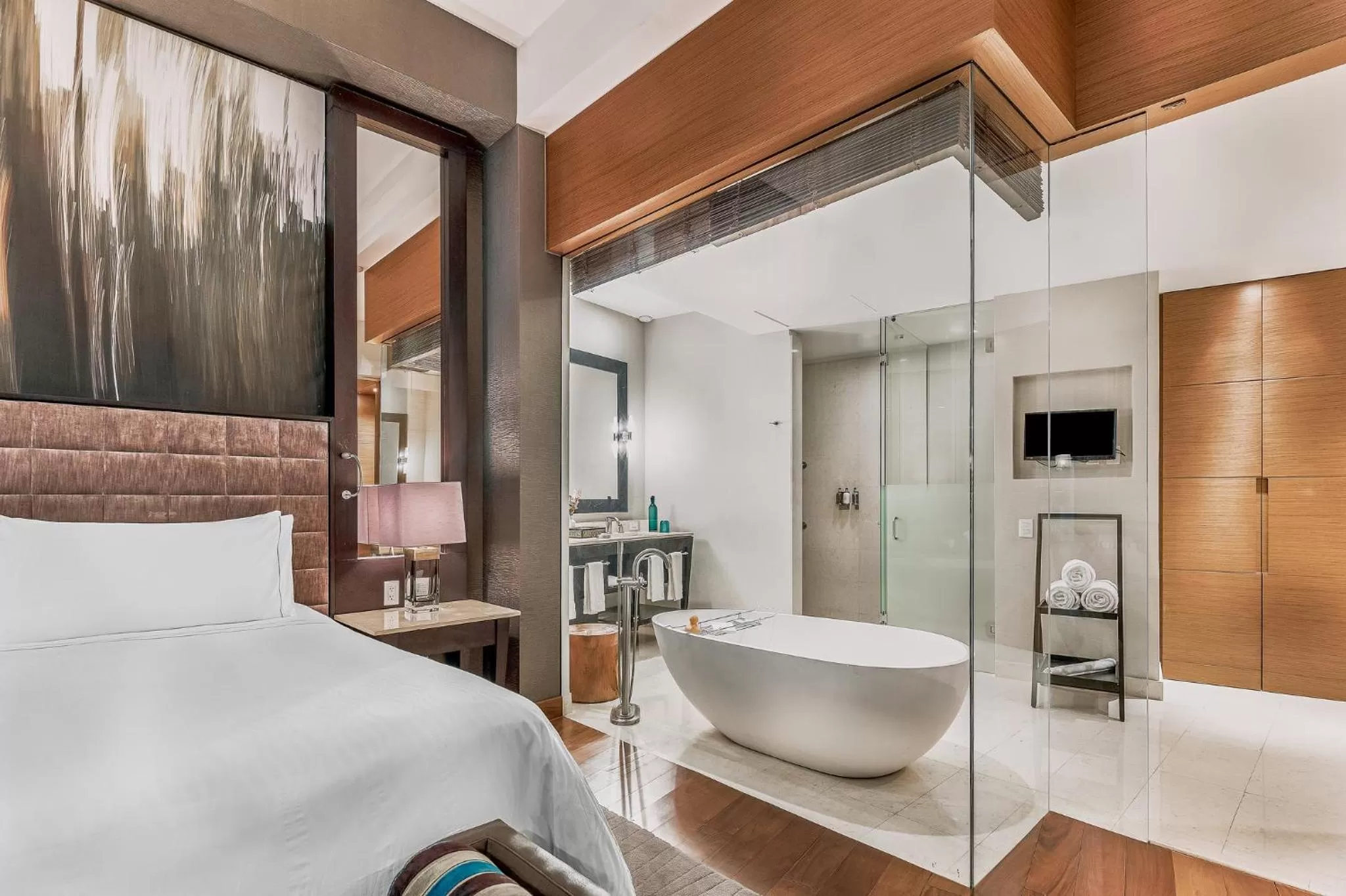 Photo of the whole room, Bed in Live Aqua Ciudad de Mexico Bosques de las Lomas