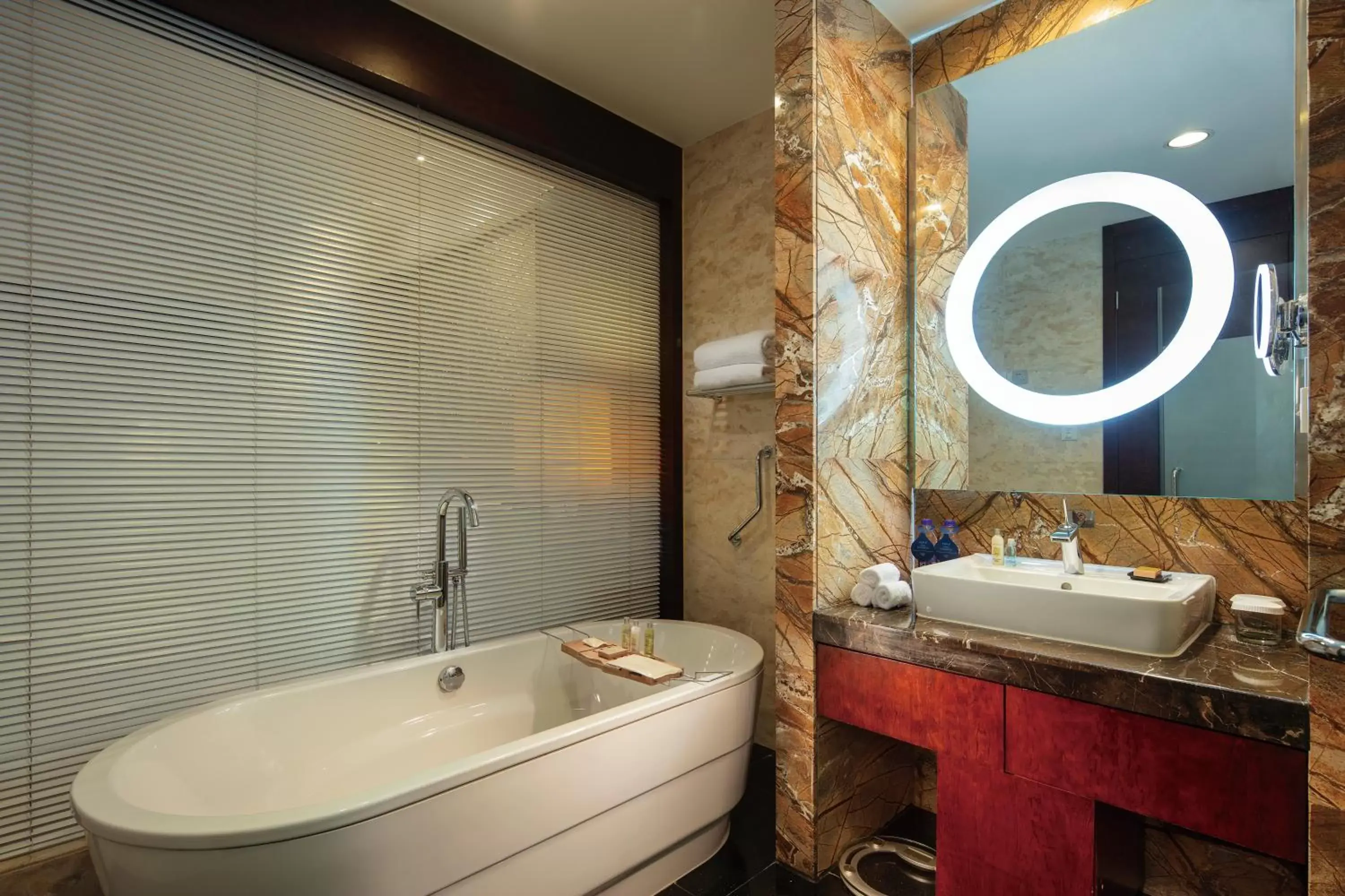 Bath, Bathroom in Hilton Beijing Capital Airport