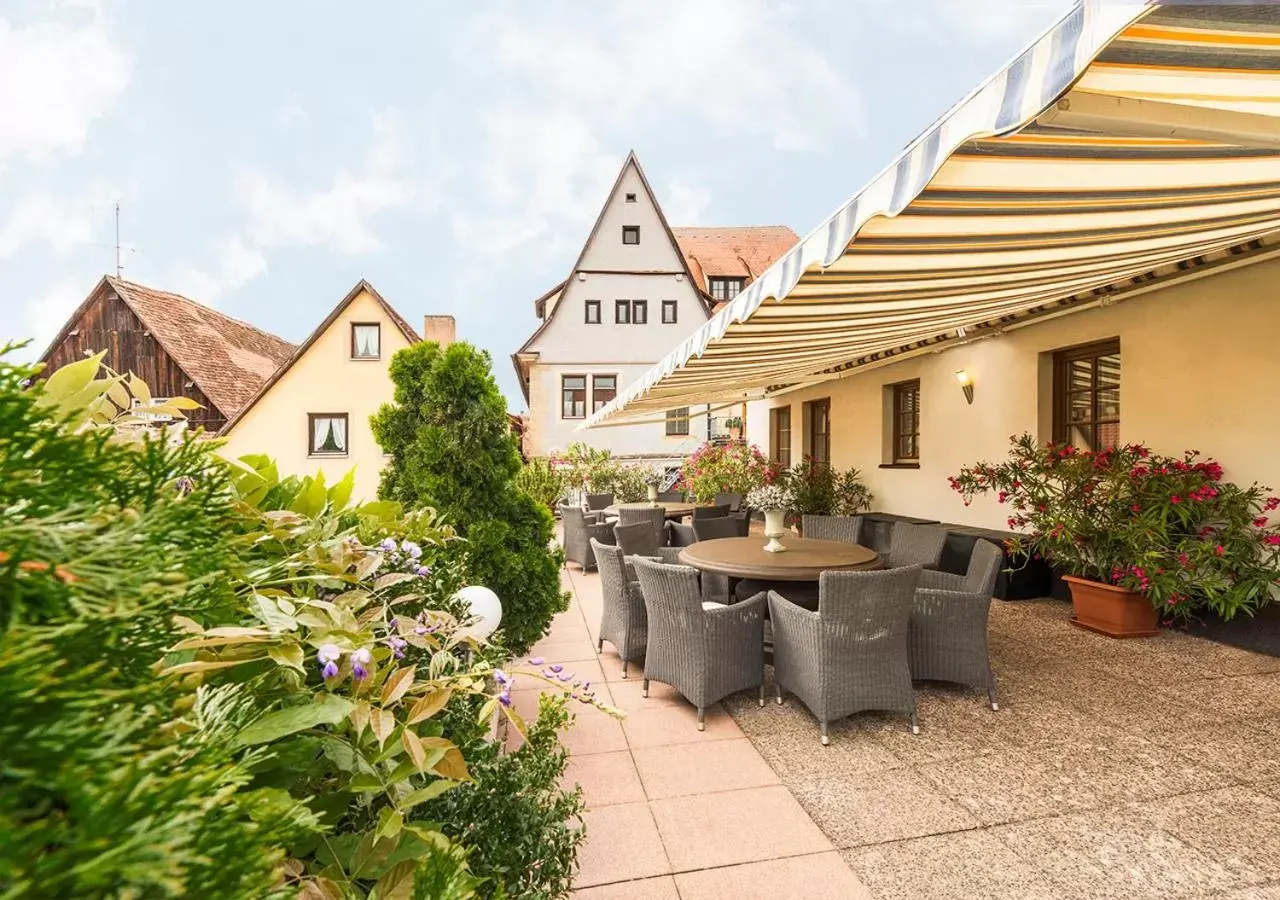 Balcony/Terrace, Property Building in Hotel Altes Brauhaus garni
