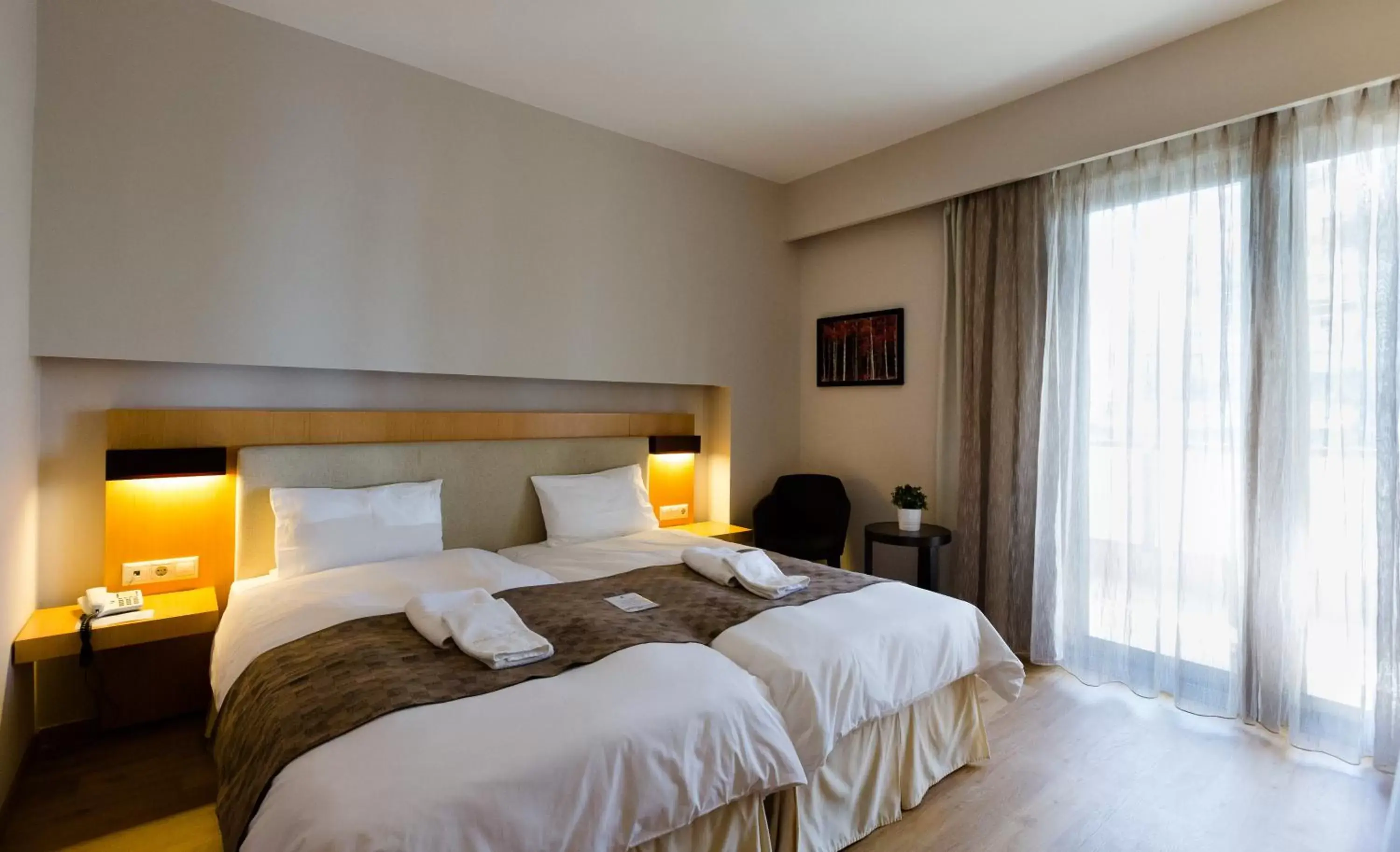 Photo of the whole room, Bed in Philippos Xenia Hotel