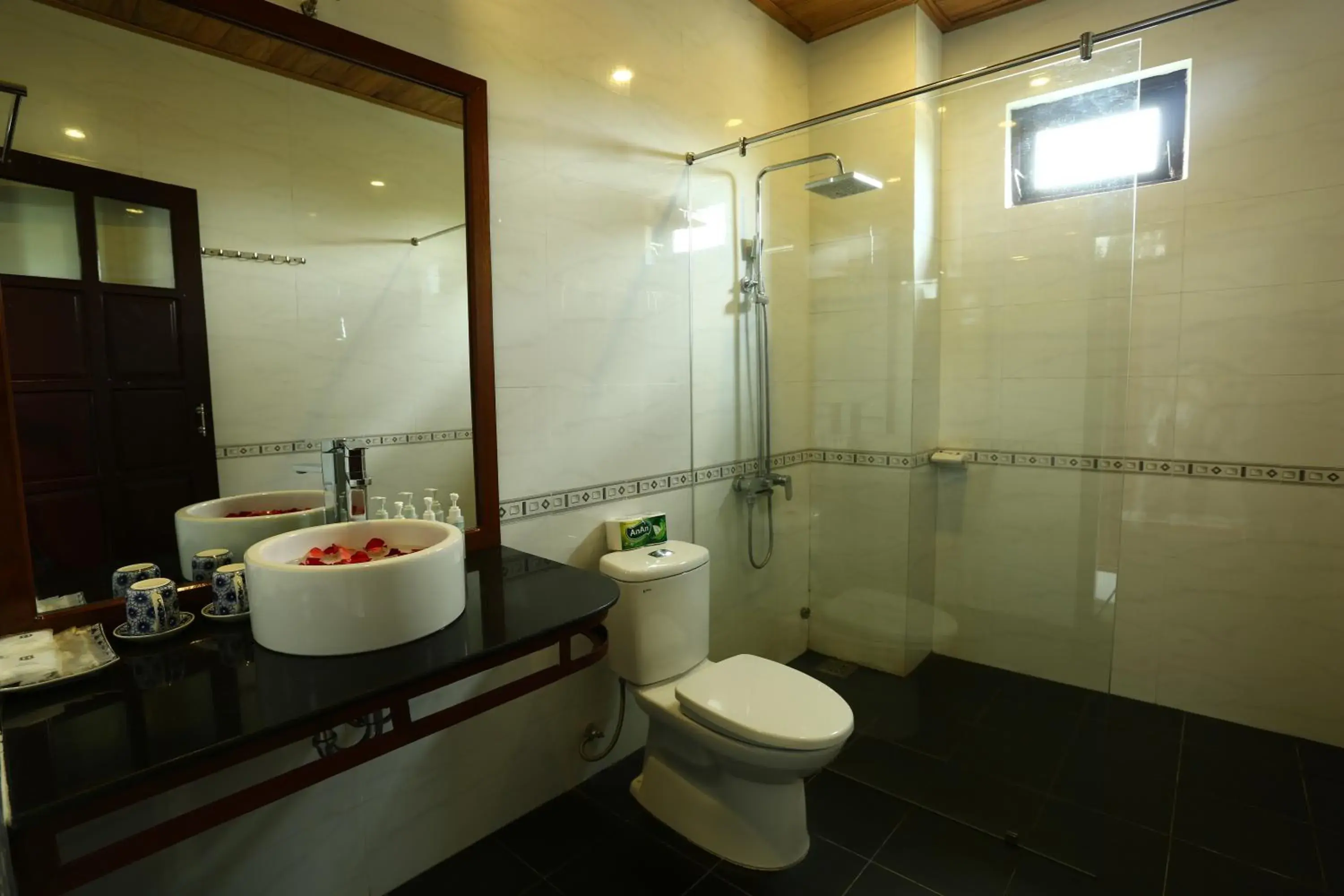 Bathroom in Hoi An Holiday Villa
