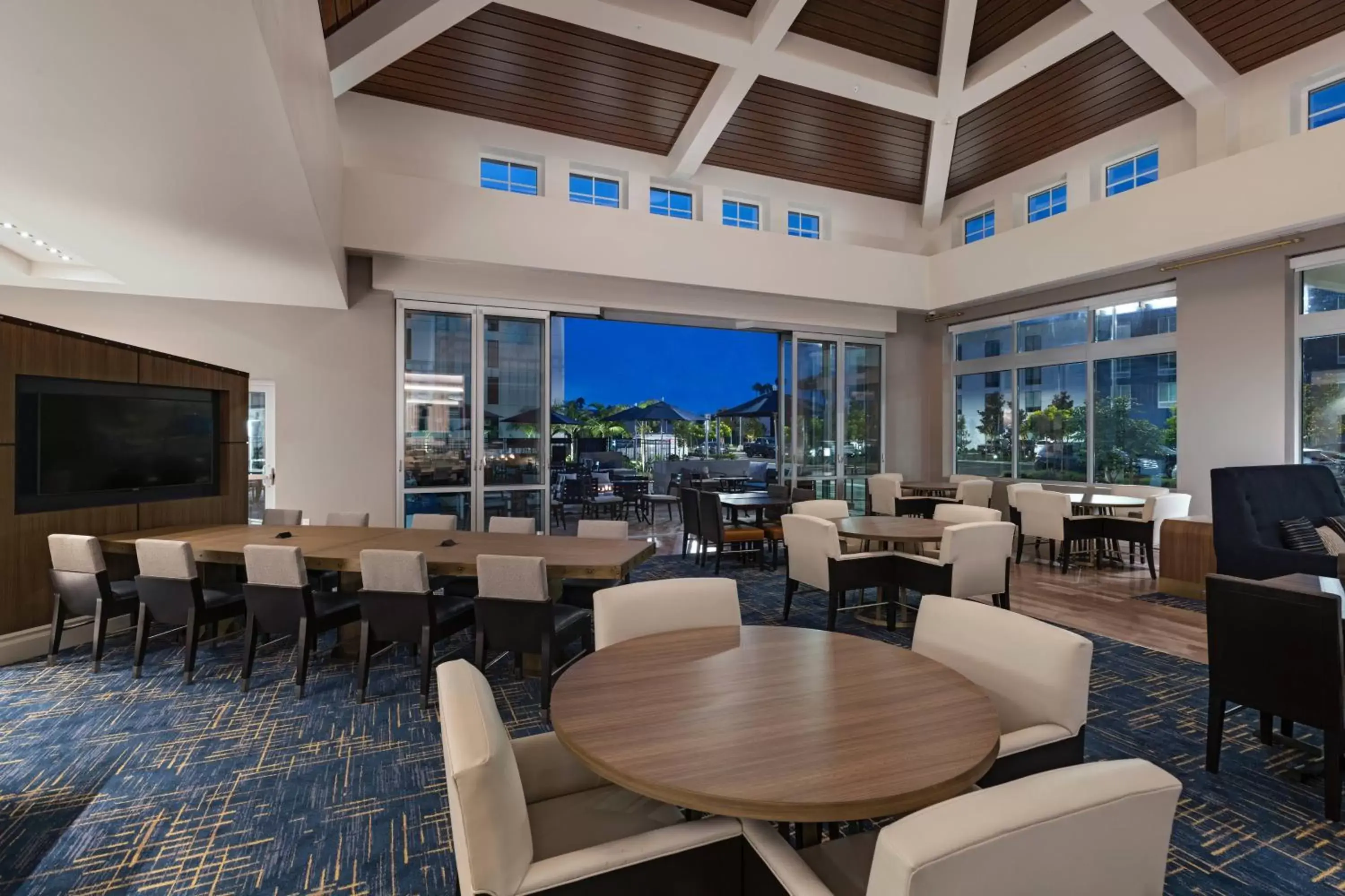 Breakfast, Restaurant/Places to Eat in TownePlace Suites by Marriott San Diego Airport/Liberty Station