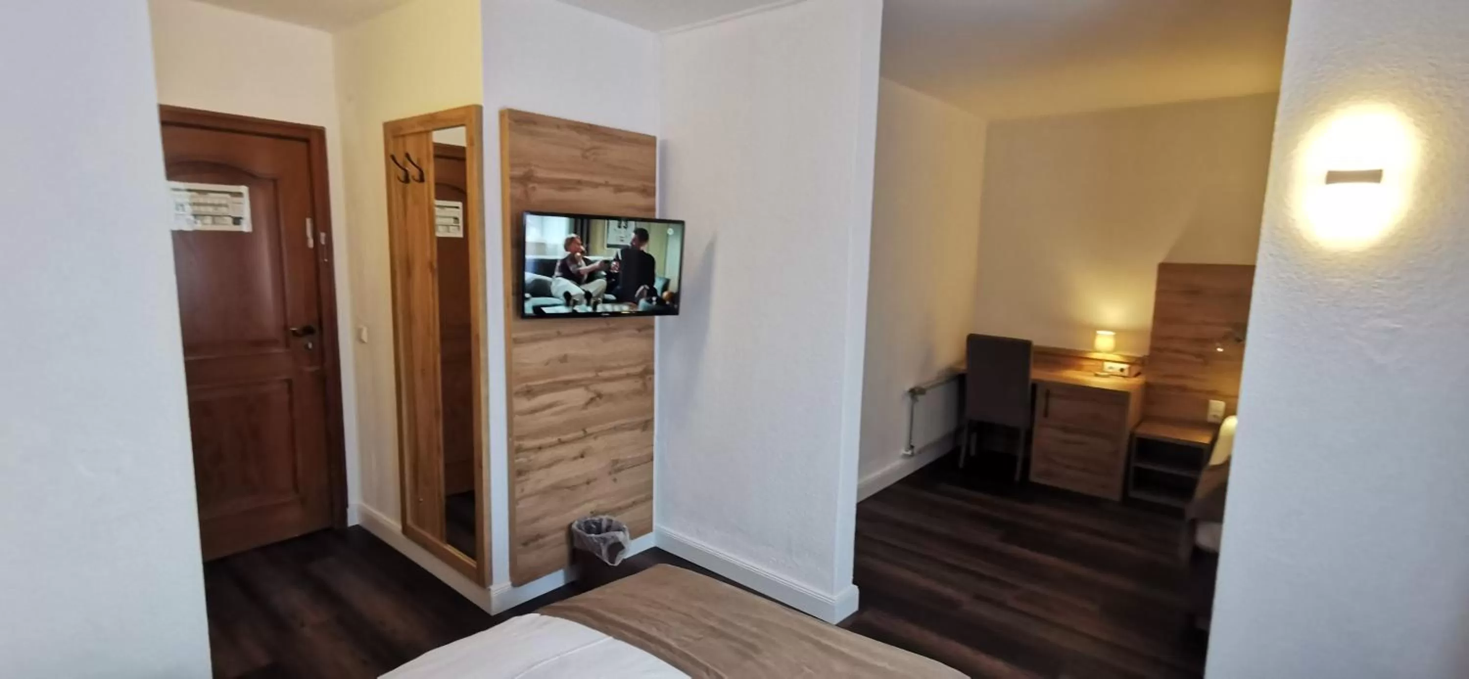 Photo of the whole room, Bed in Heidehotel Soltauer Hof