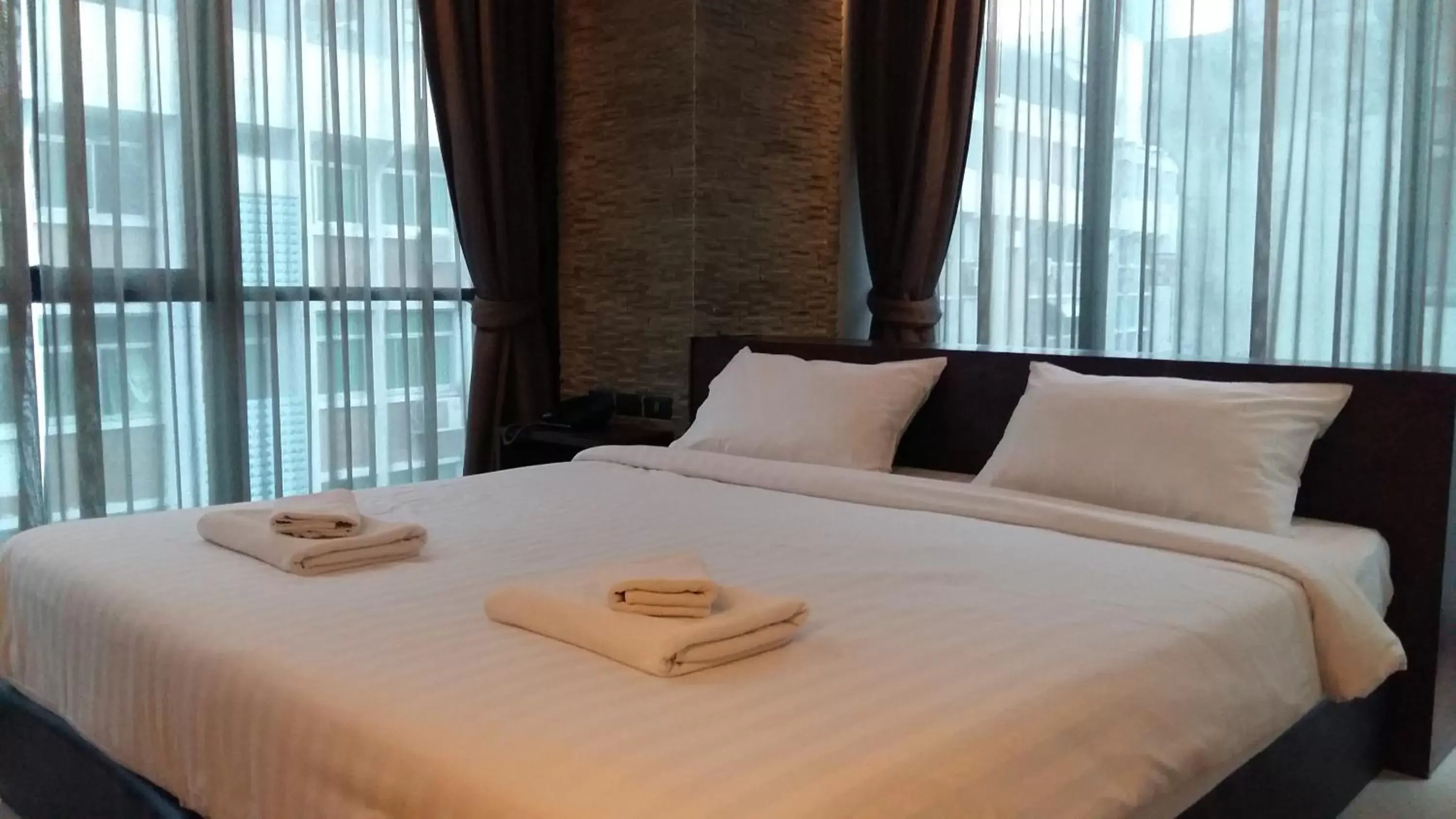 City view, Bed in The Bangkok Airport Link Suite - SHA Plus