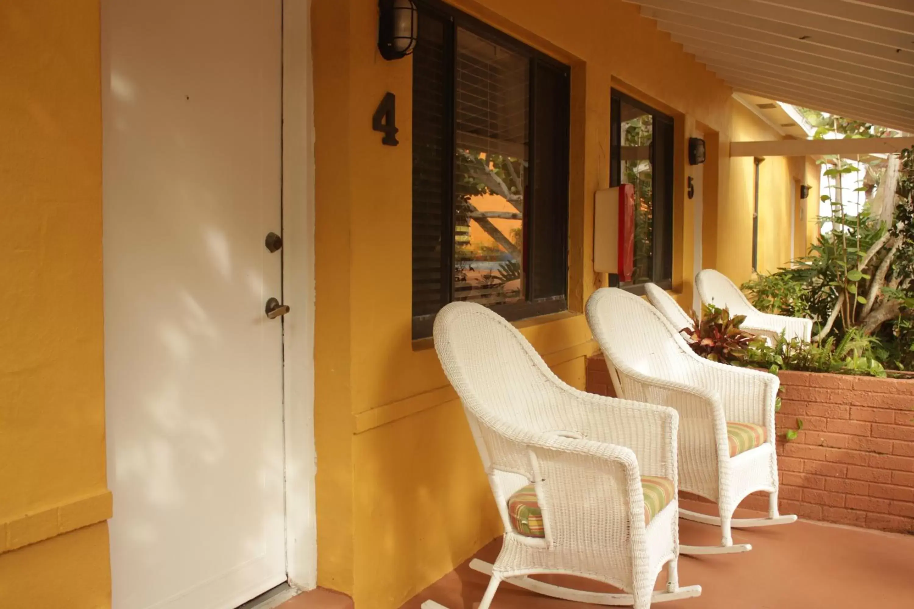 Seating area, Patio/Outdoor Area in Beach Place Guesthouses