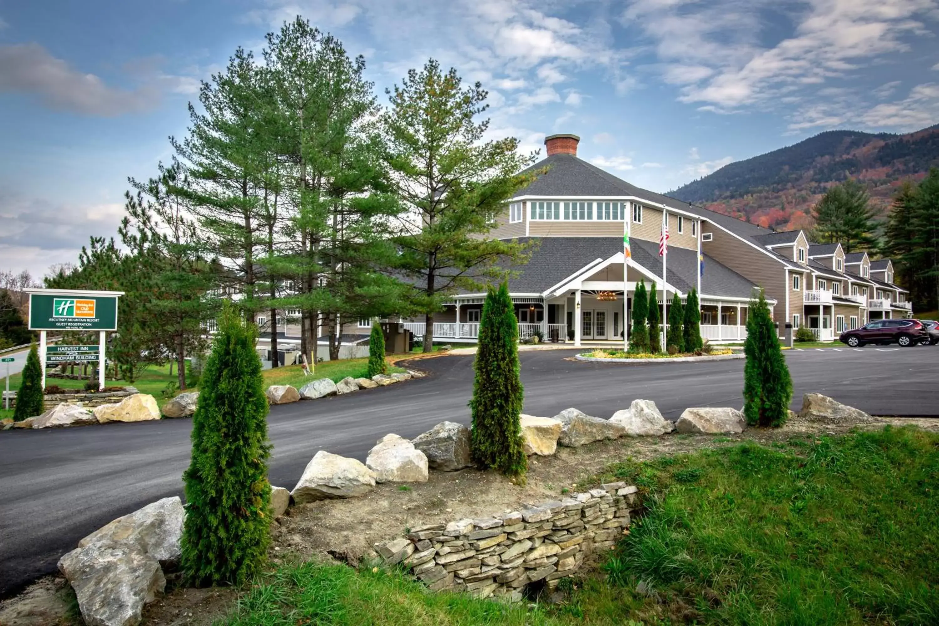 Property Building in Holiday Inn Club Vacations Mount Ascutney Resort, an IHG Hotel