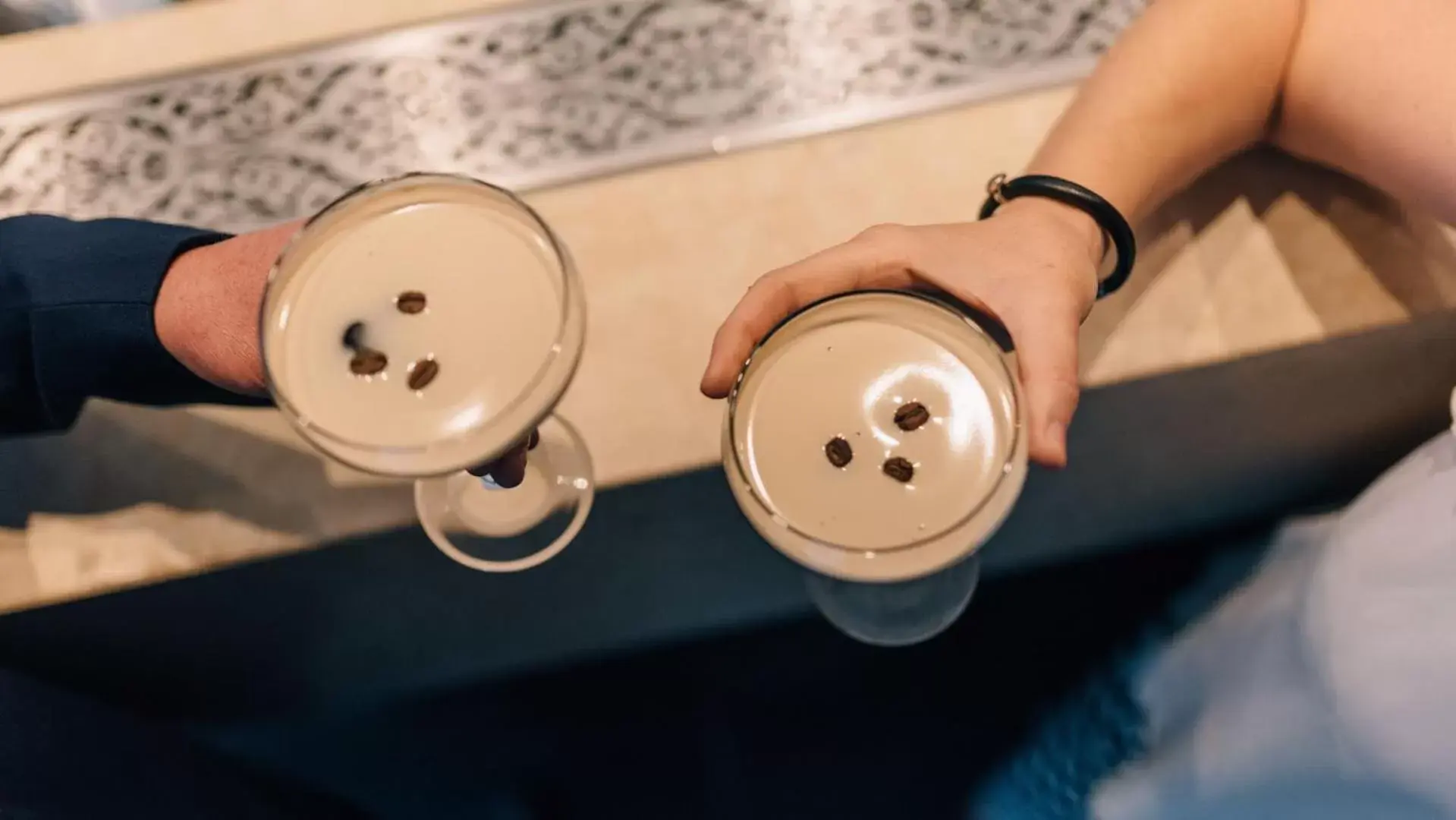 Drinks, Bathroom in Country Club Tasmania