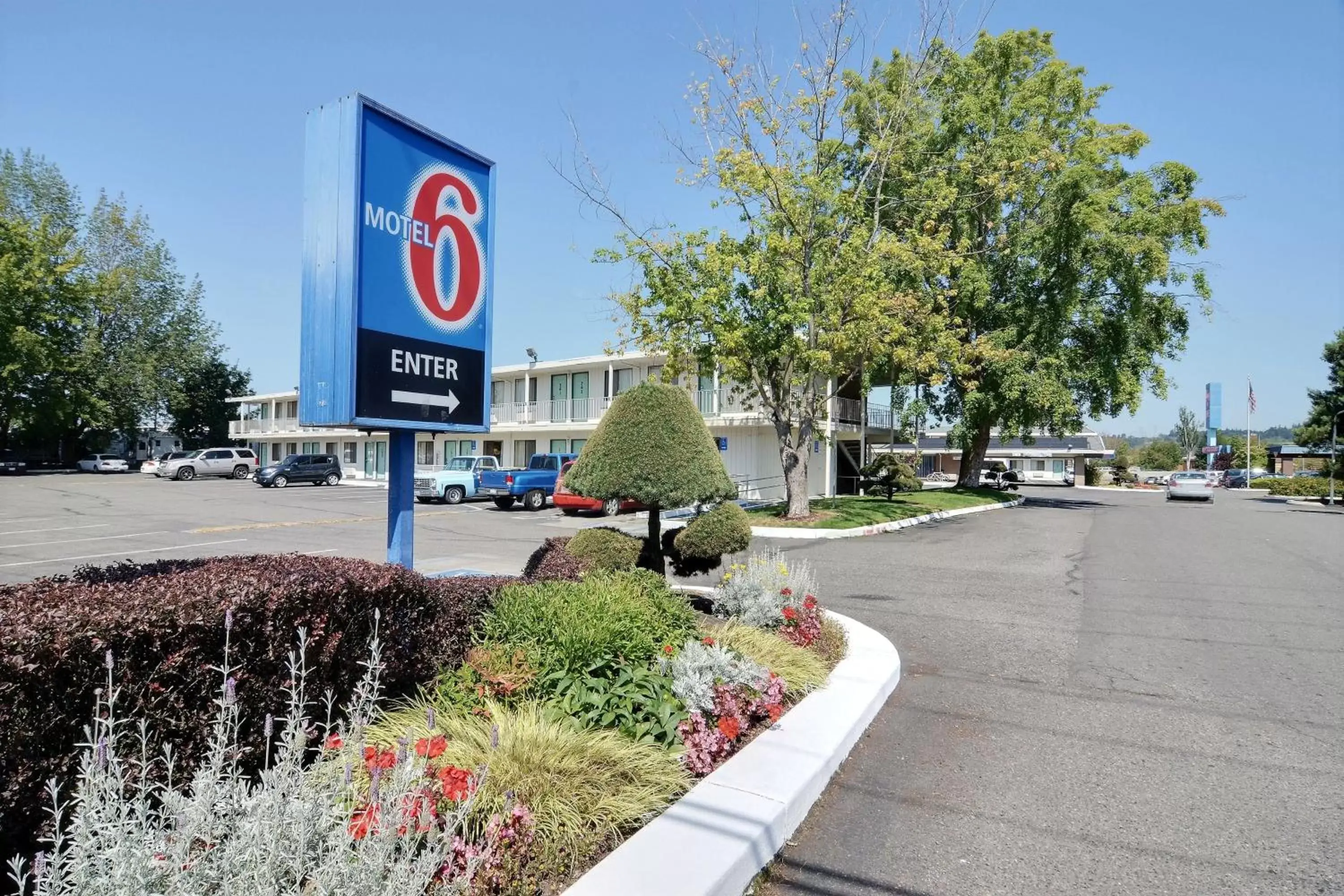 Facade/entrance, Property Logo/Sign in Motel 6-Tacoma, WA - Fife